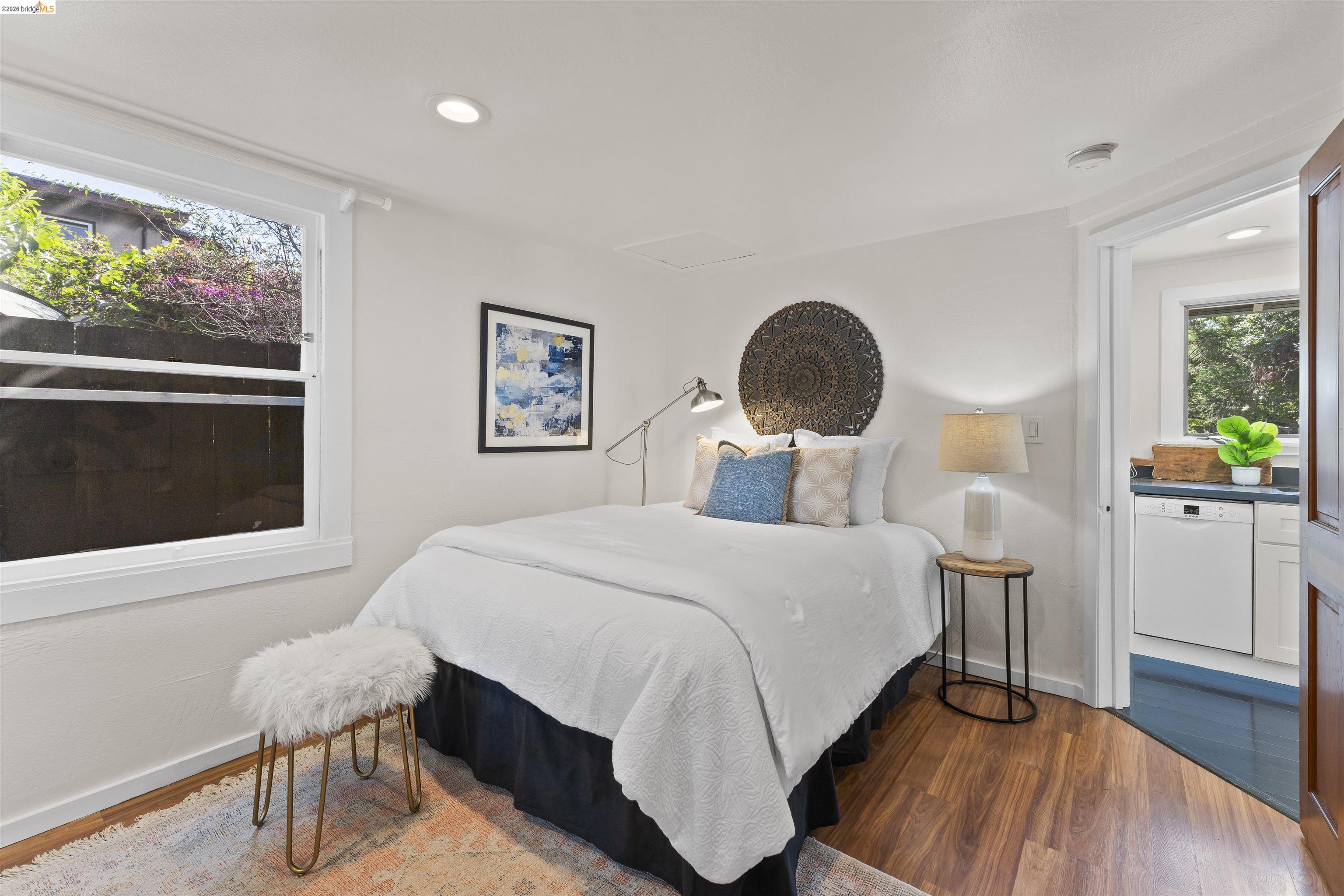 5154 Shafter Ave, Oakland CA 94618 — photo 7