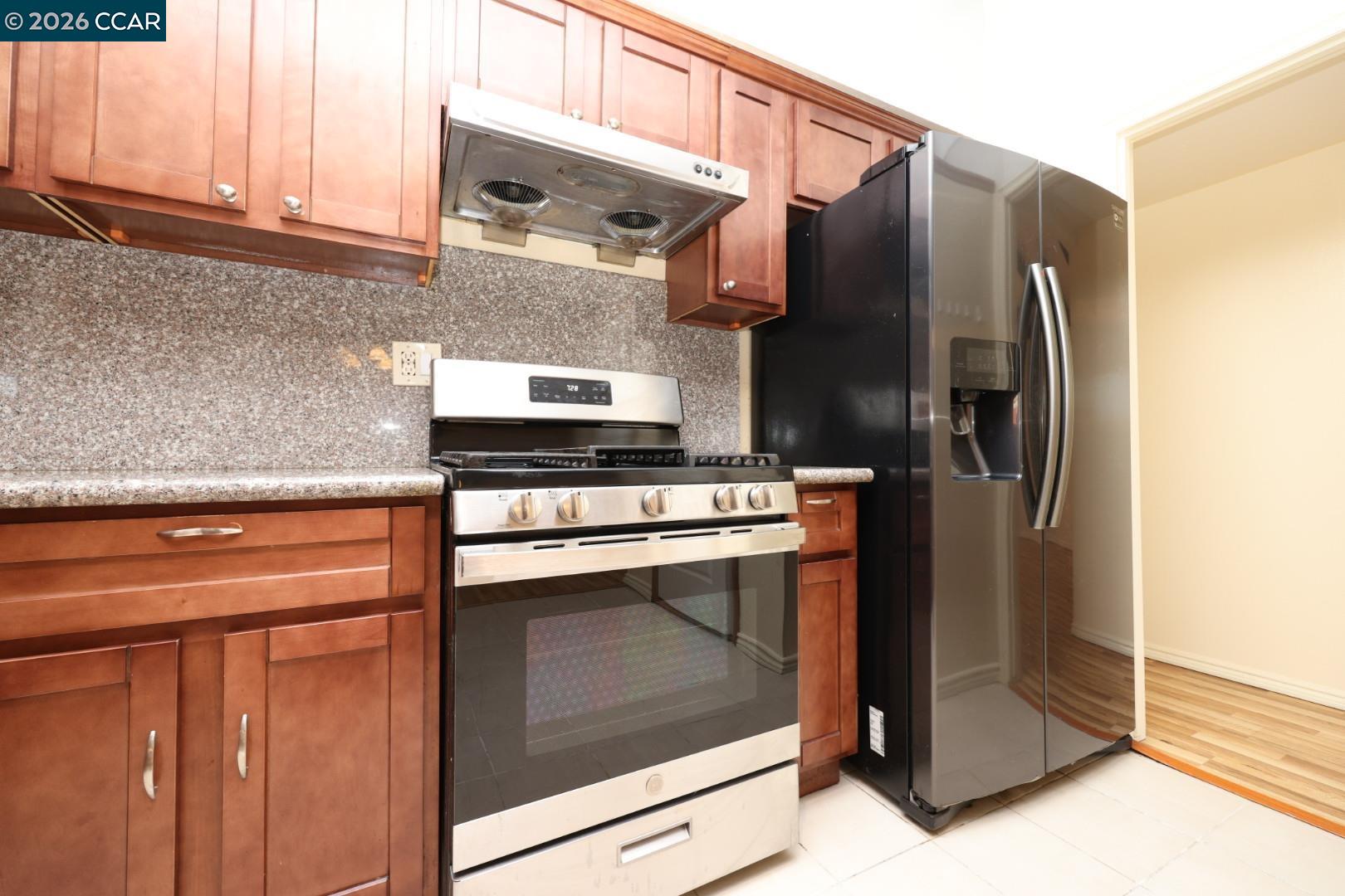 27507 Barcelona Ave, Hayward CA 94545 — photo 13