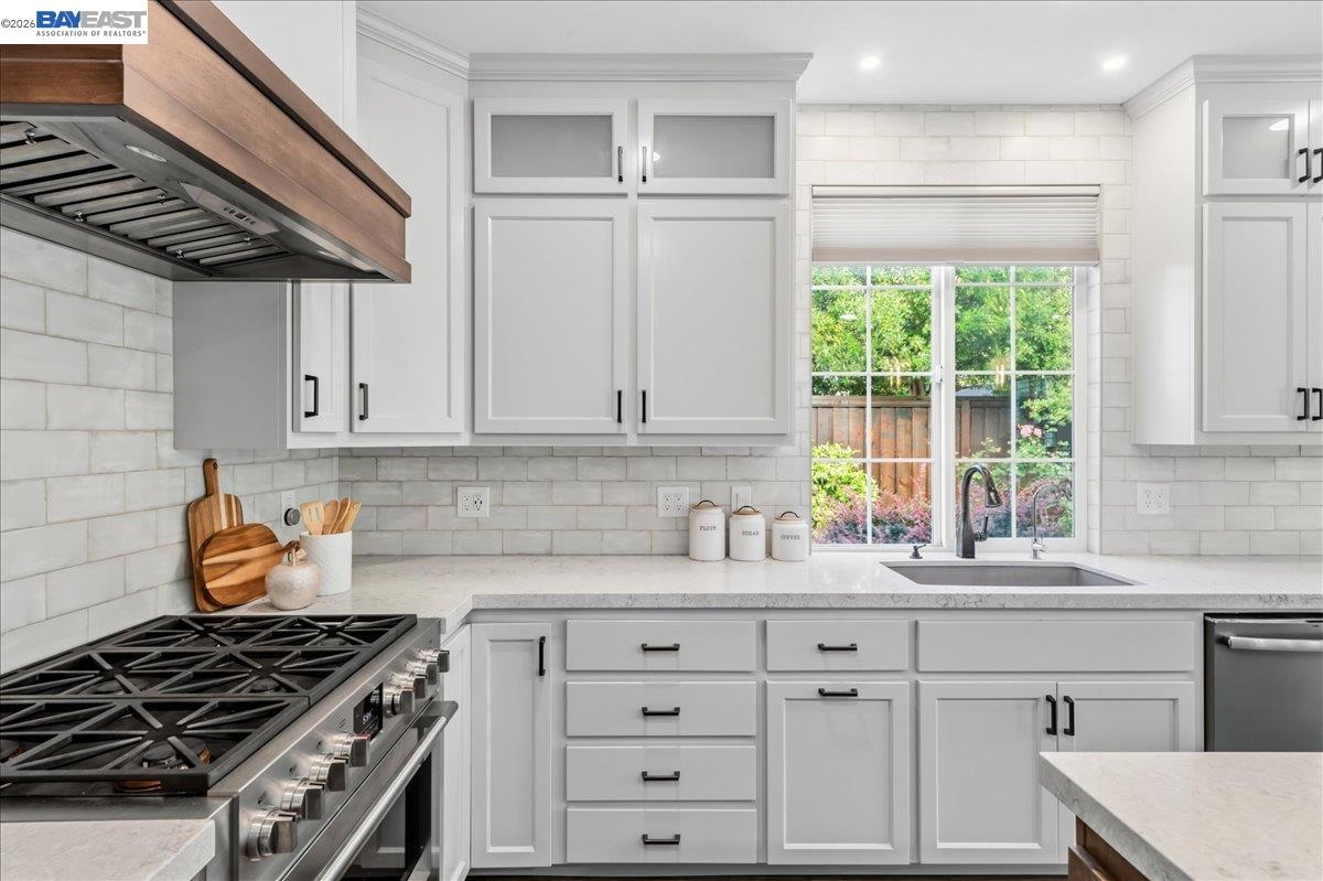 5625 Applegate Way, Dublin CA 94568 — photo 9