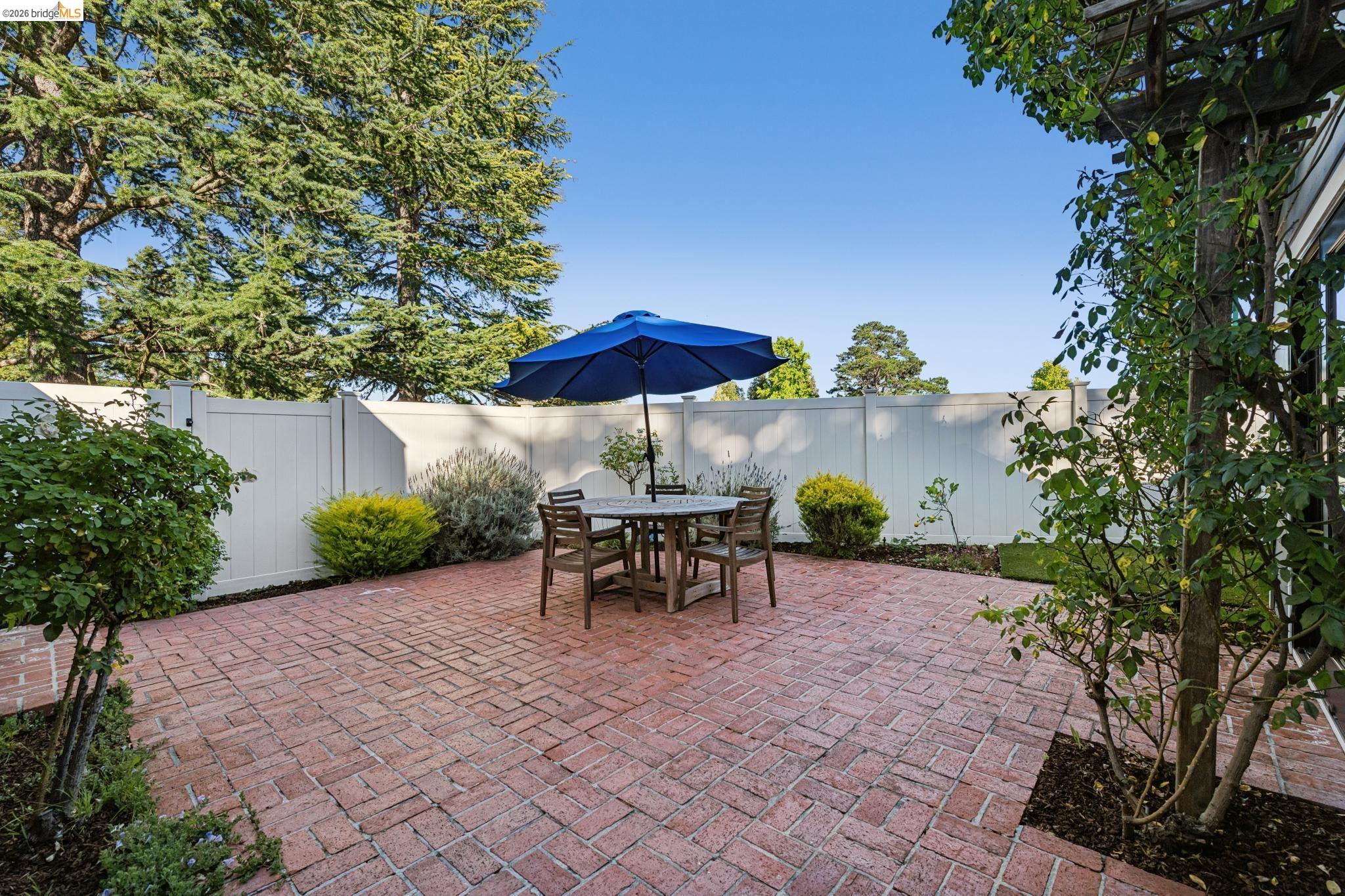 Photo #33: 41138218 Listing: Photo #33