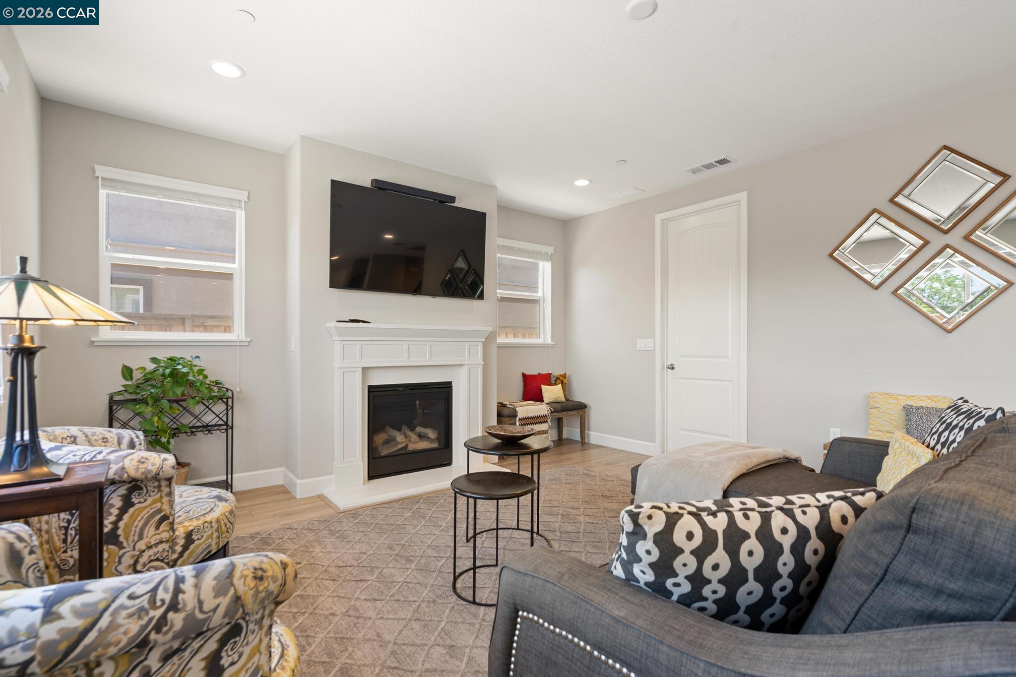 3041 Honeycomb Ct, Antioch CA 94509 — photo 10