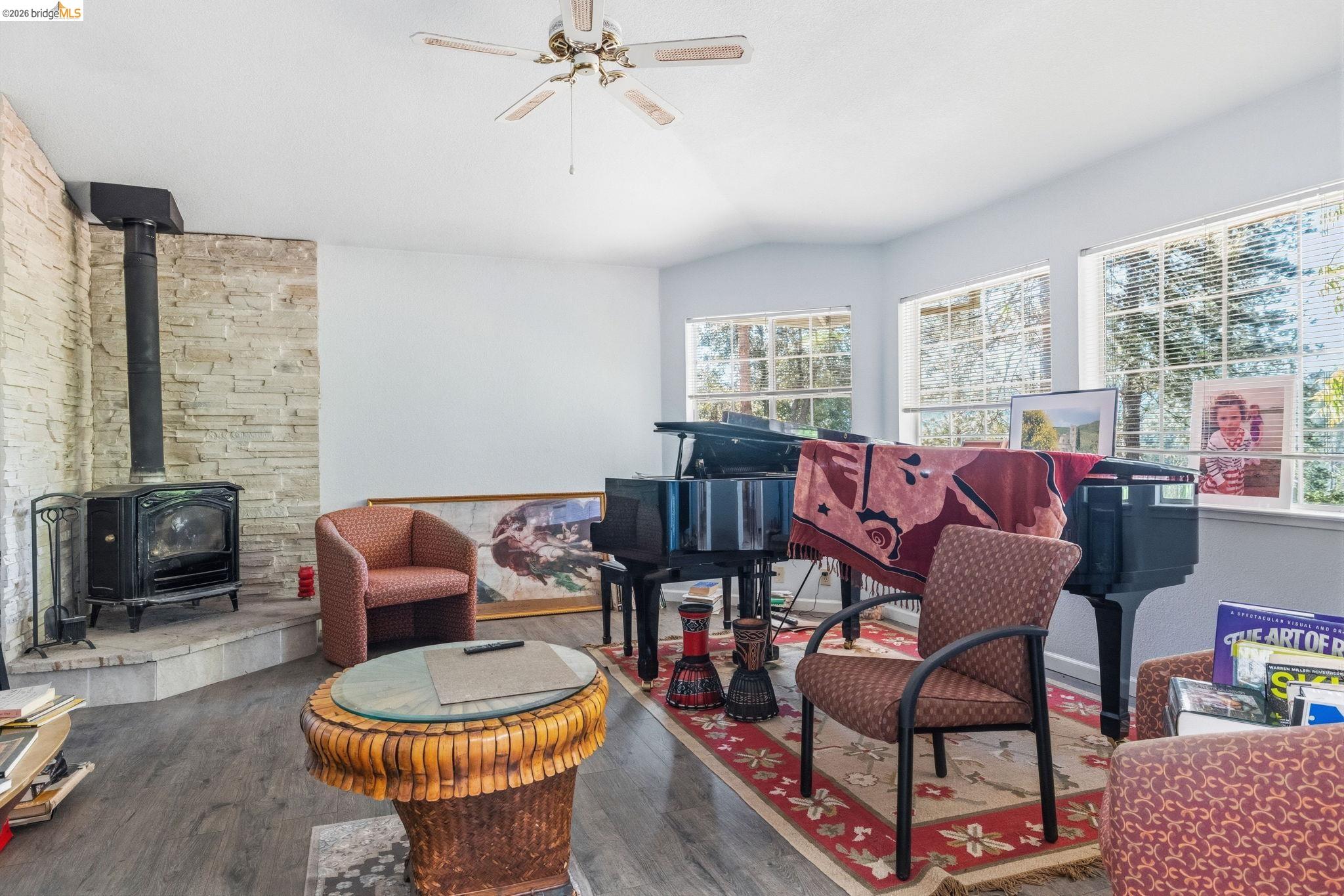 12033 Hillhurst Cir, Groveland CA 95321 — photo 8