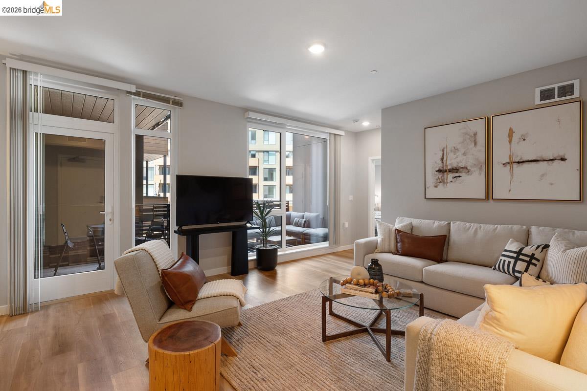 Photo #2: 41138255 Listing: Photo #2