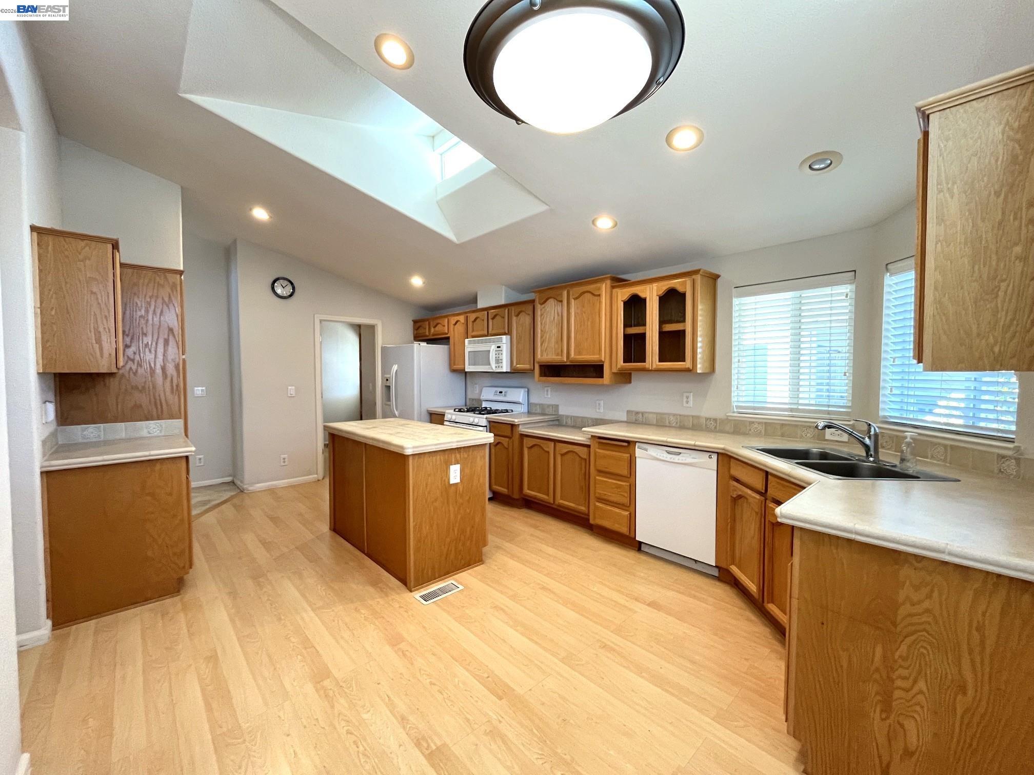 209 Santa Susana, San Leandro CA 94579 — photo 16
