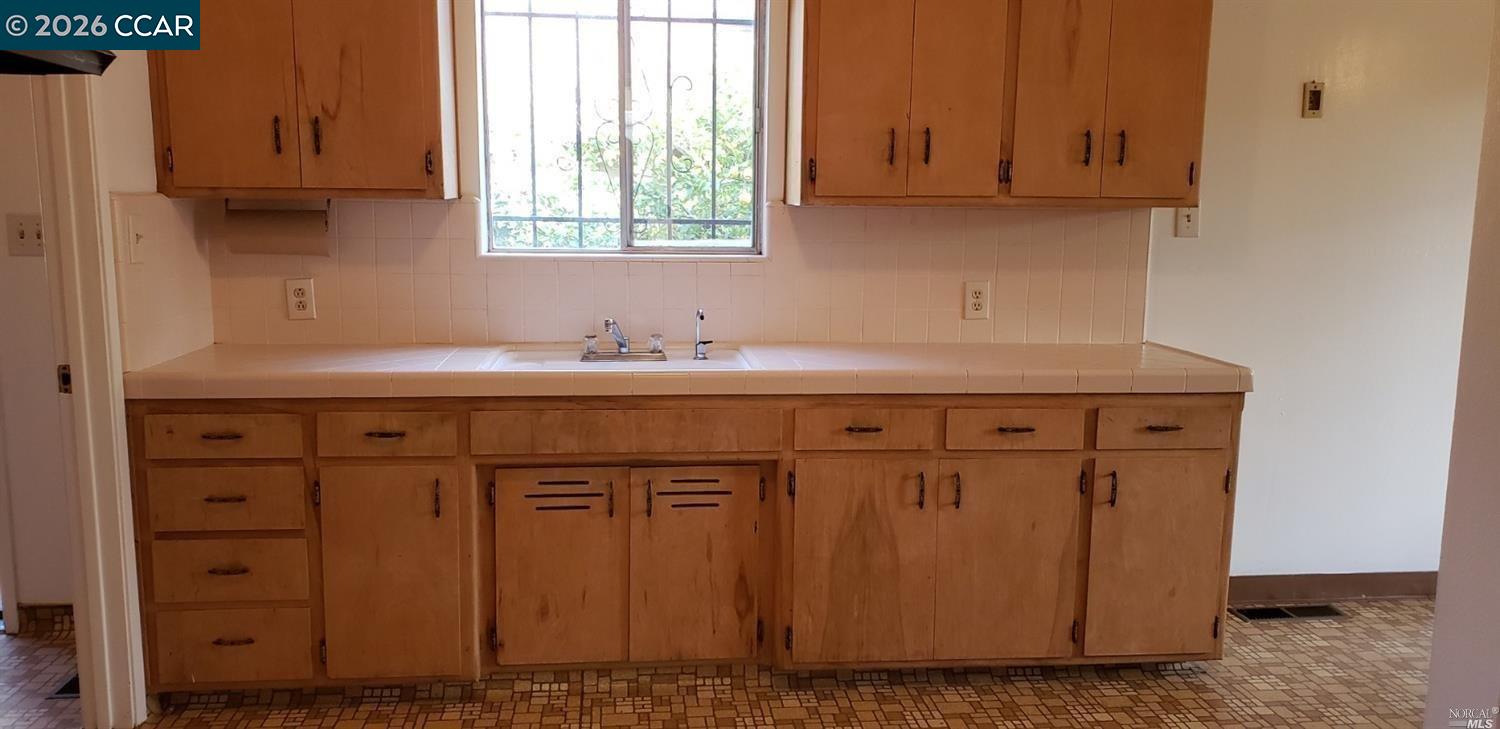 620 Kentucky St, Vallejo CA 94590 — photo 59