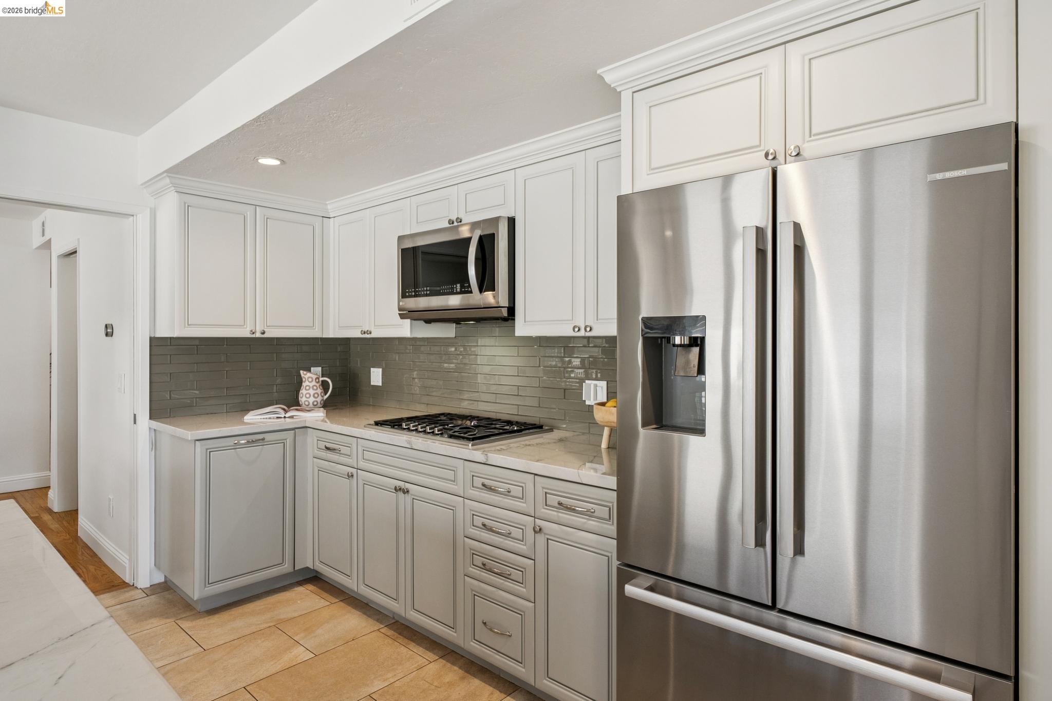 1410 Lakeshore Ave # 5, Oakland CA 94606 — photo 93