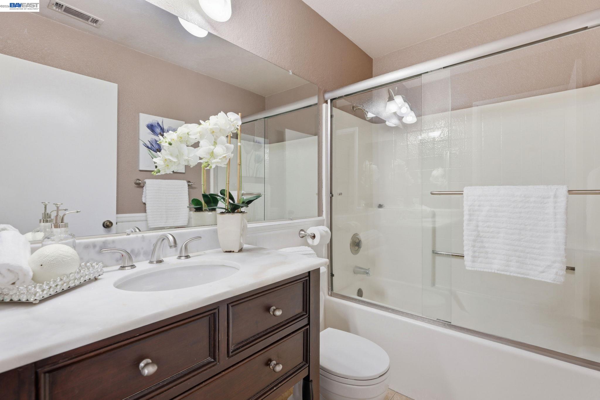 Photo #17: 41138299 Listing: Photo #17