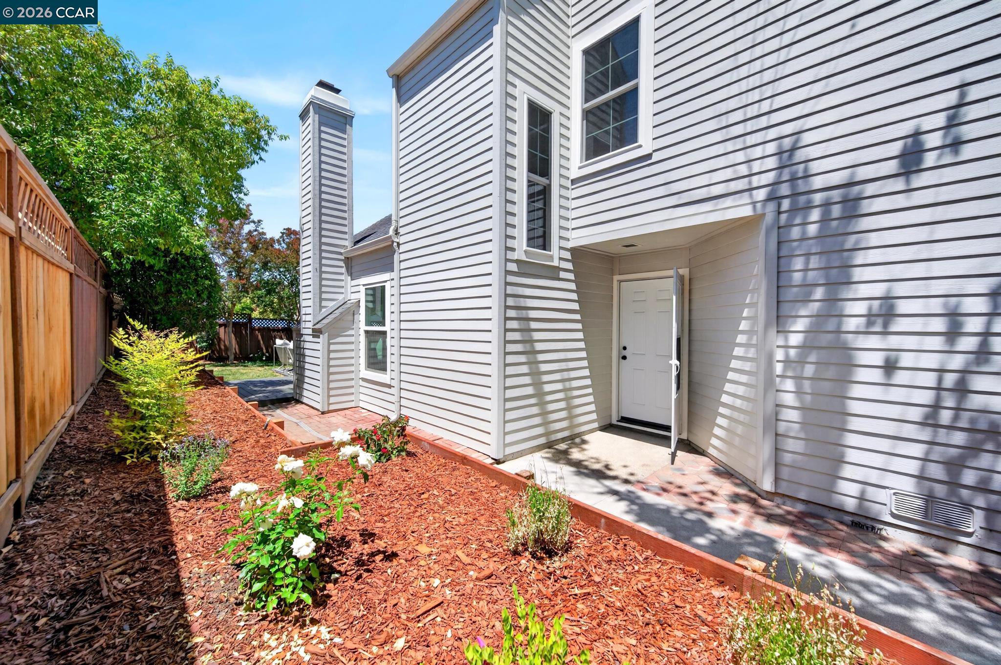 Photo #5: 41138305 Listing: Photo #5