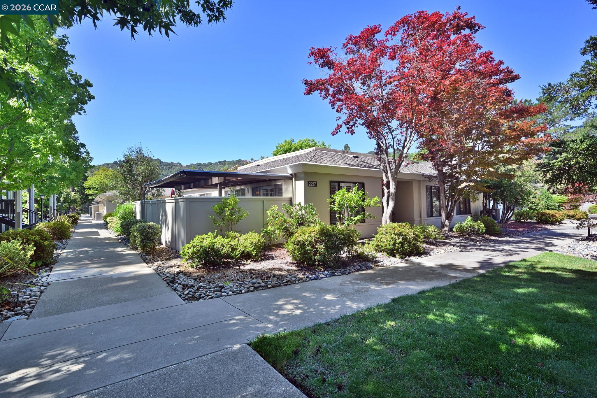 Photo #2: 41138306 Listing: Photo #2