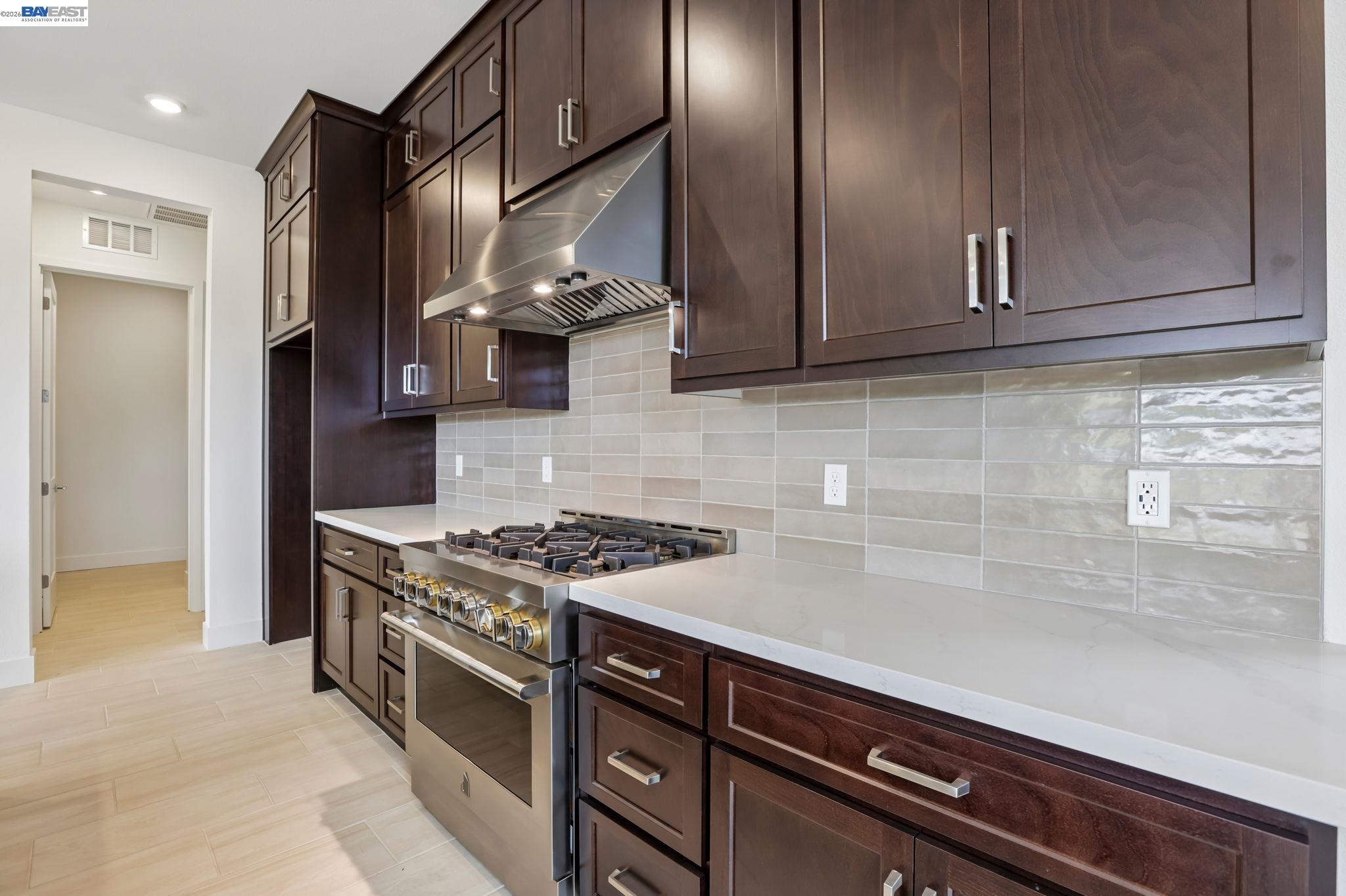 1095 Riverbend Drive, Brentwood CA 94513 — photo 11