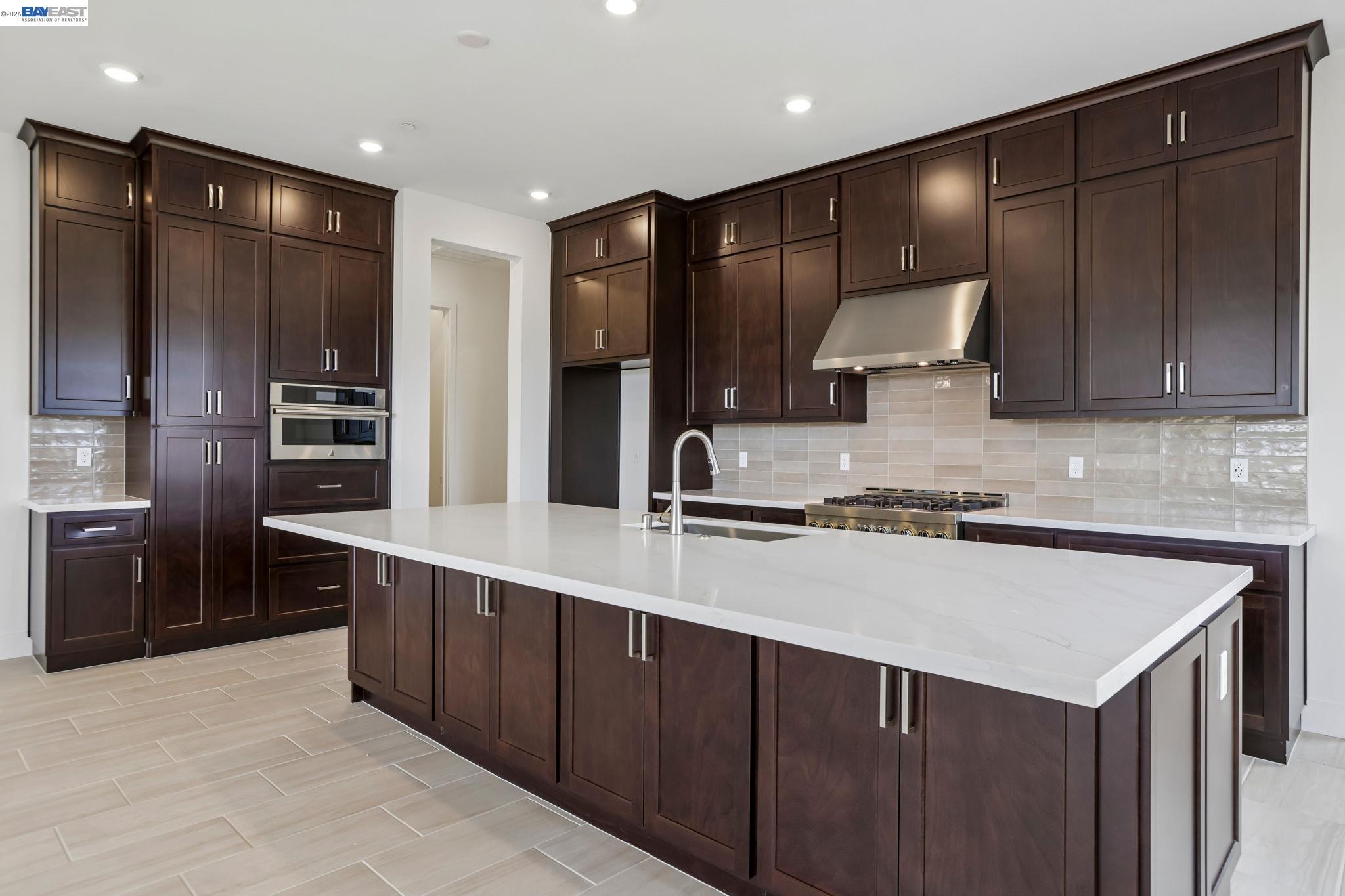 1095 Riverbend Drive, Brentwood CA 94513 — photo 10