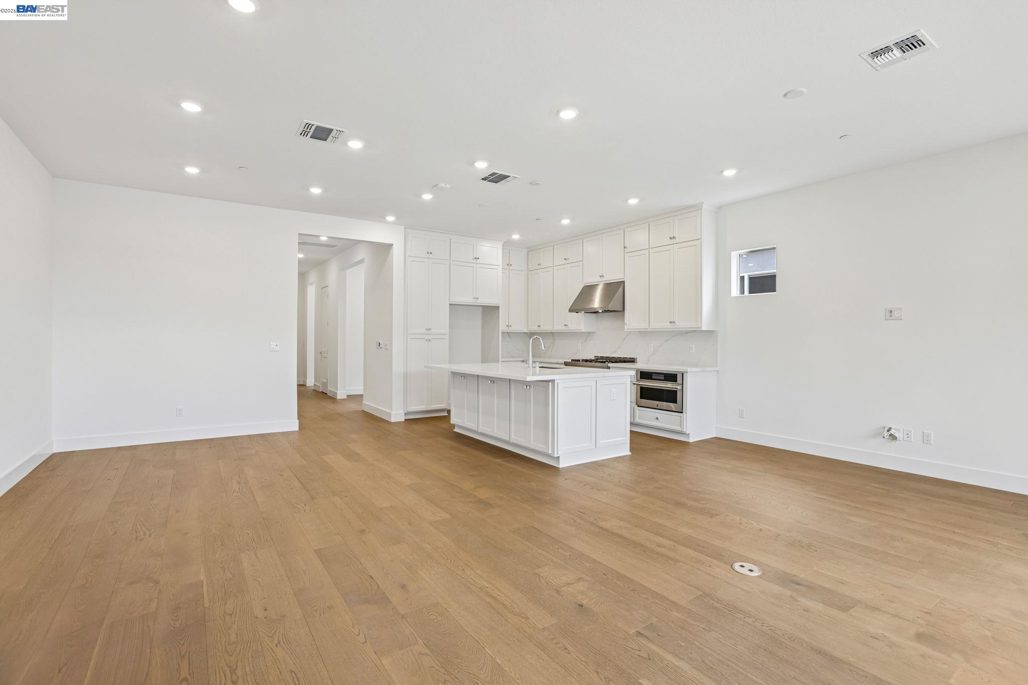 1079 Riverbend Drive, Brentwood CA 94513 — photo 8