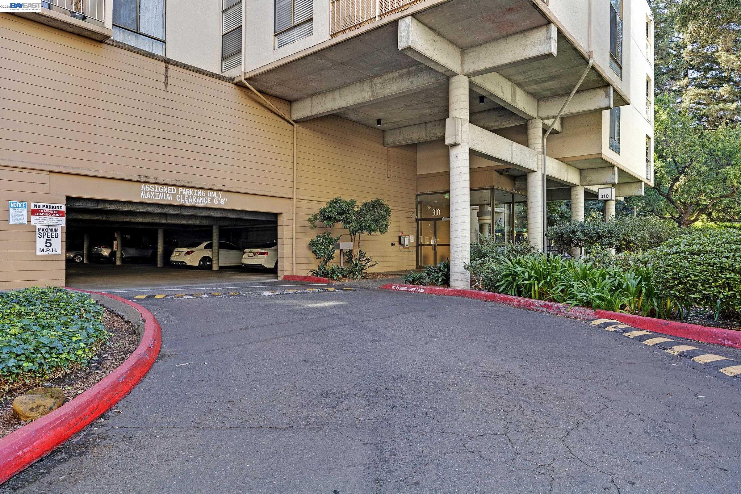 Photo #37: 41138317 Listing: Photo #37
