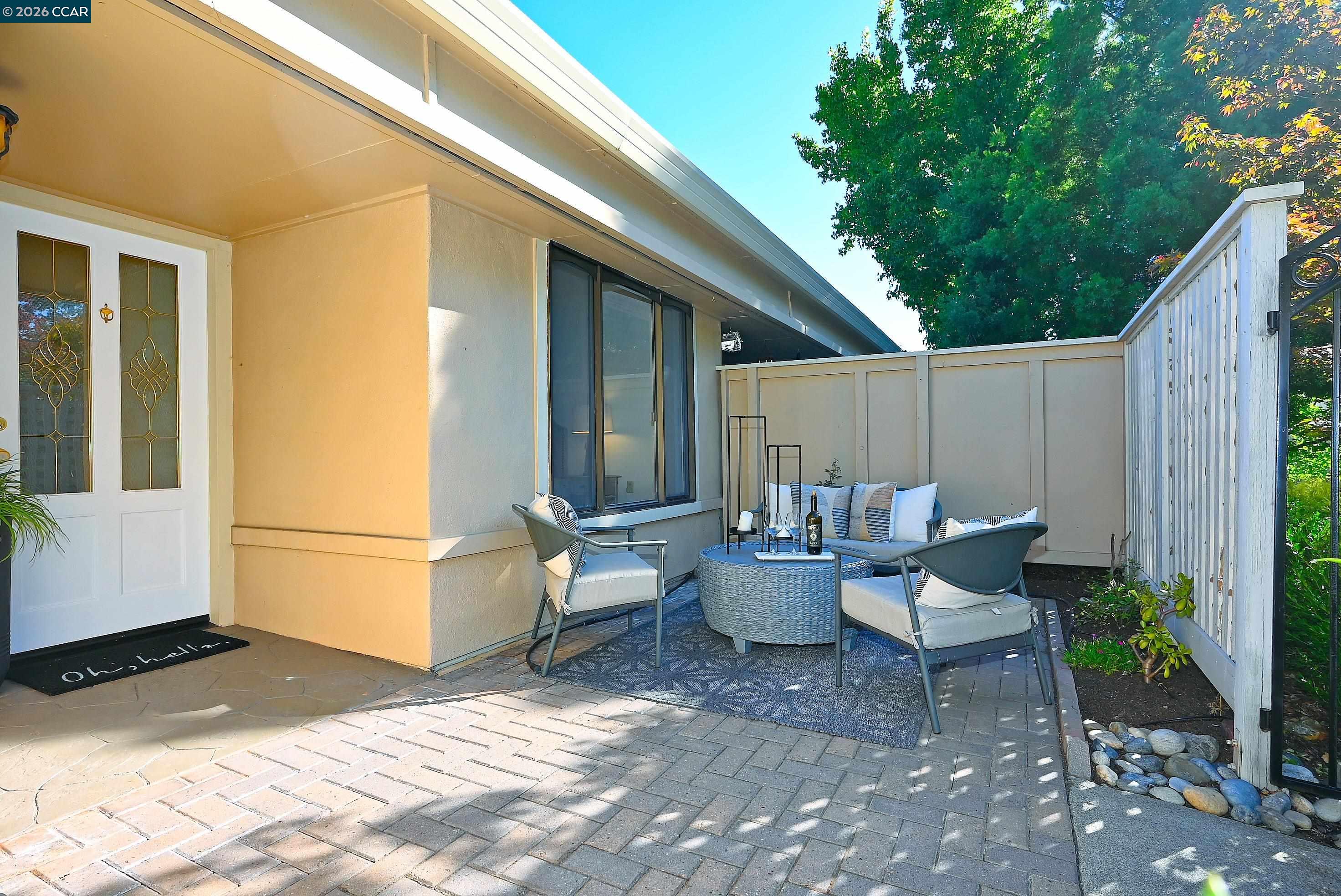 Photo #3: 41138322 Listing: Photo #3