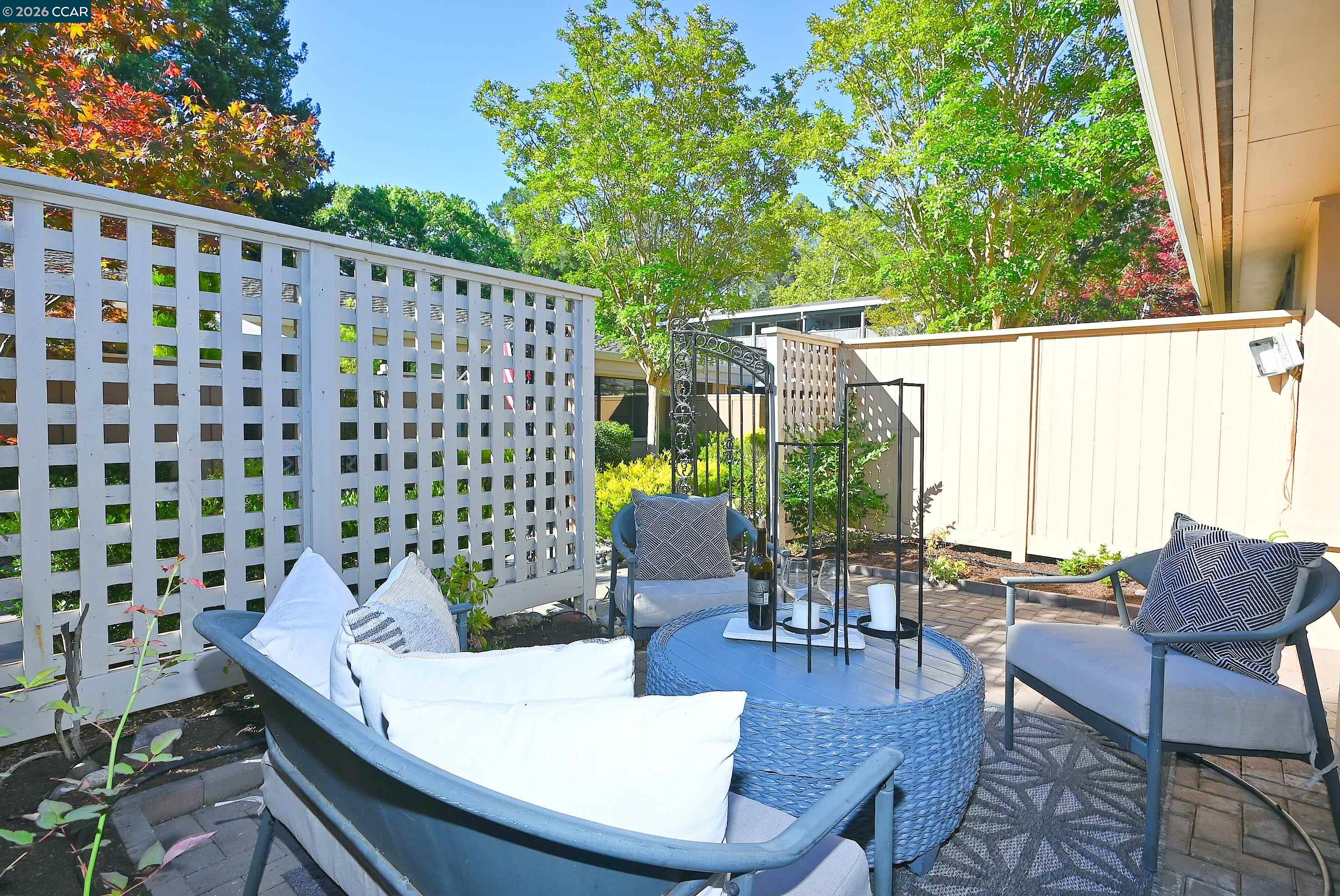 Photo #5: 41138322 Listing: Photo #5