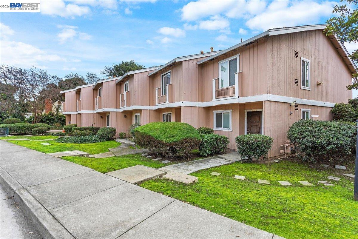 Photo #1: 41138328 Listing: Photo #1