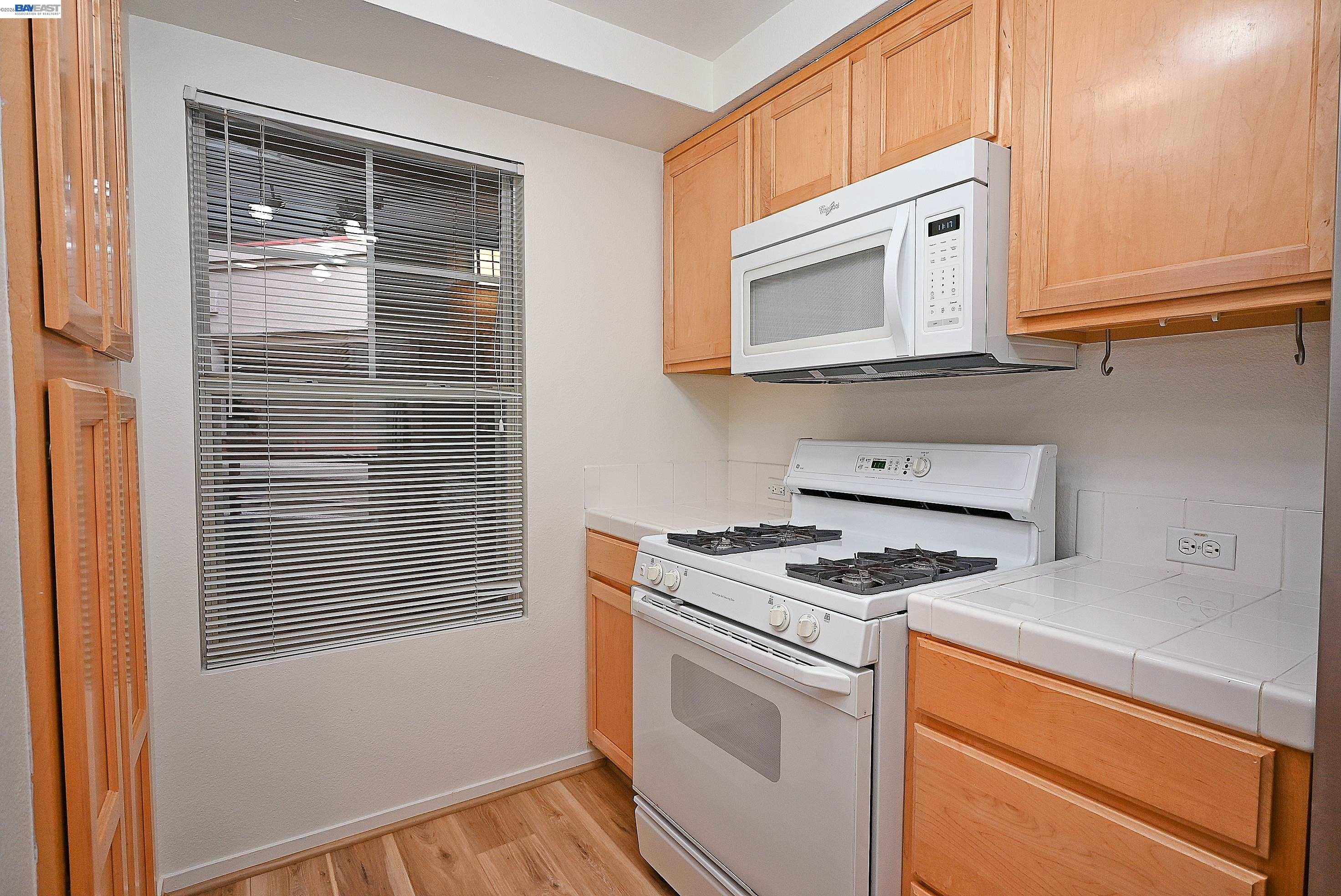 Photo #12: 41138334 Listing: Photo #12