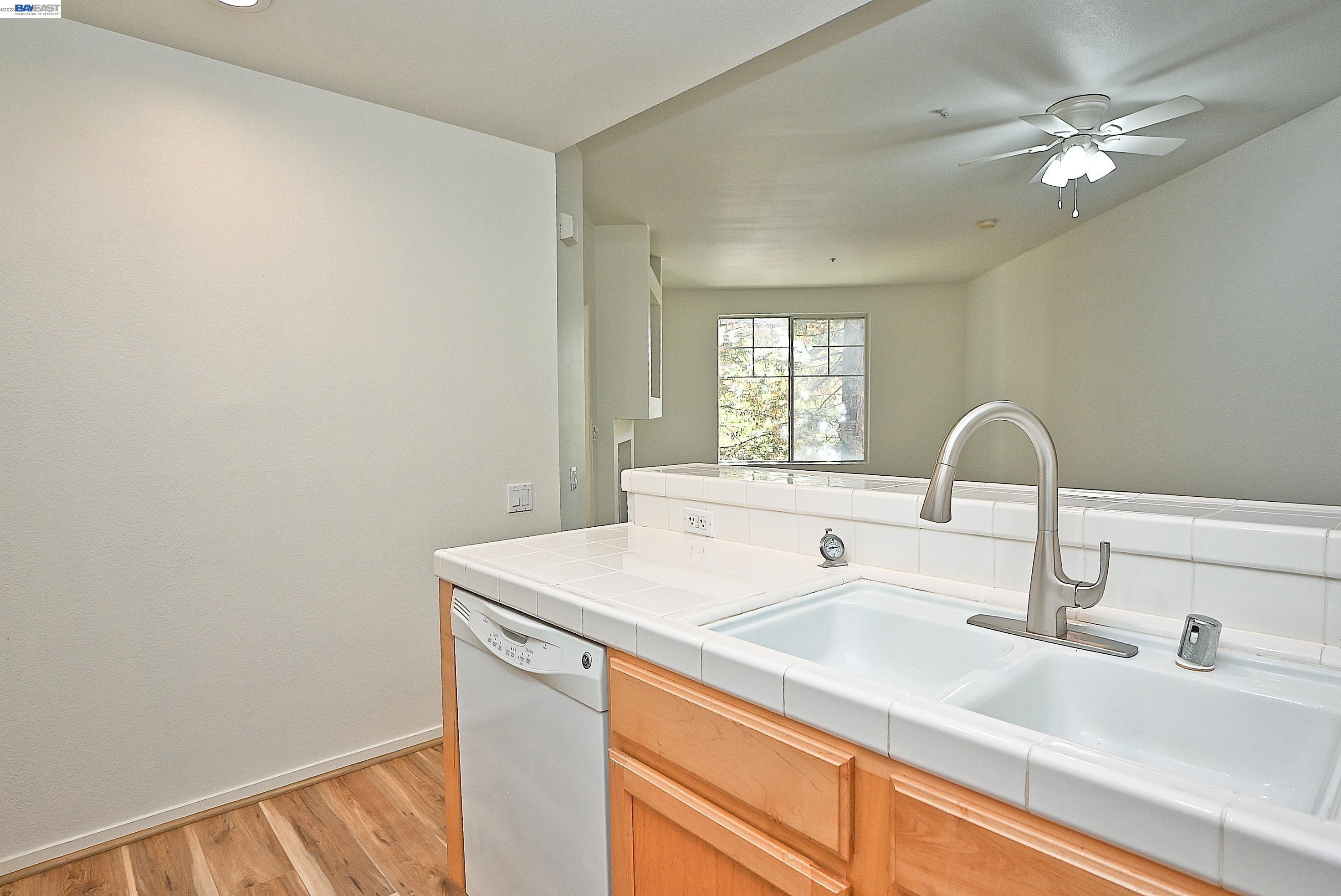 Photo #17: 41138334 Listing: Photo #17