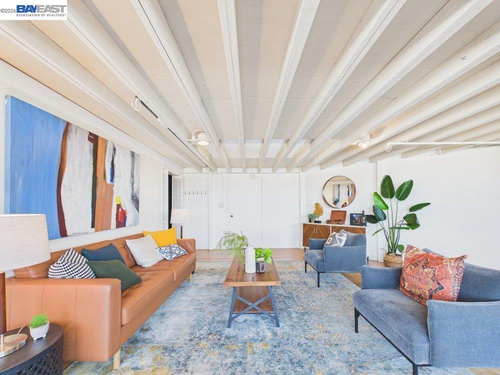 Photo #4: 41138353 Listing: Photo #4