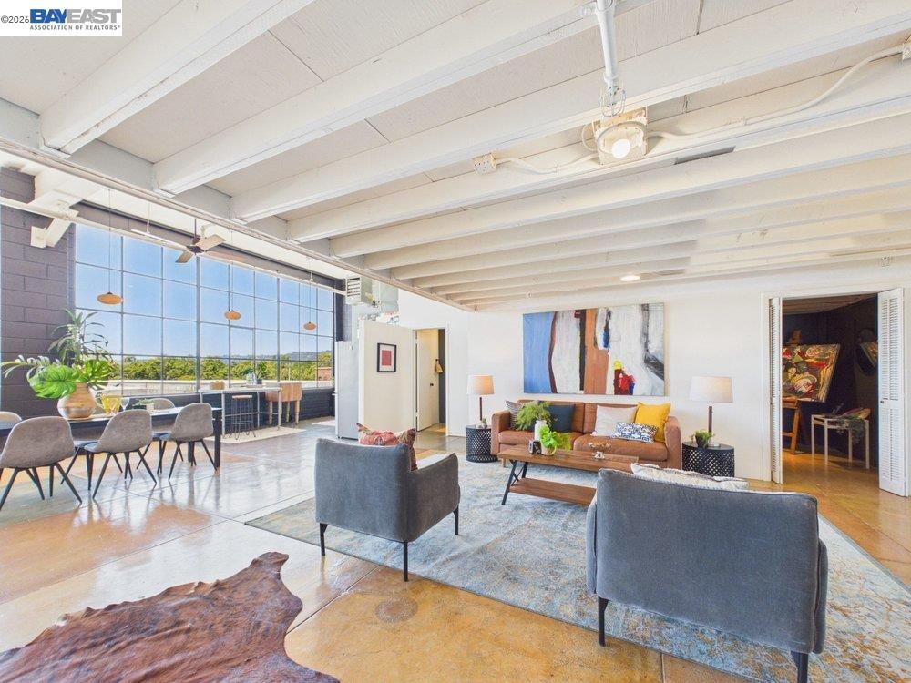 Photo #5: 41138353 Listing: Photo #5
