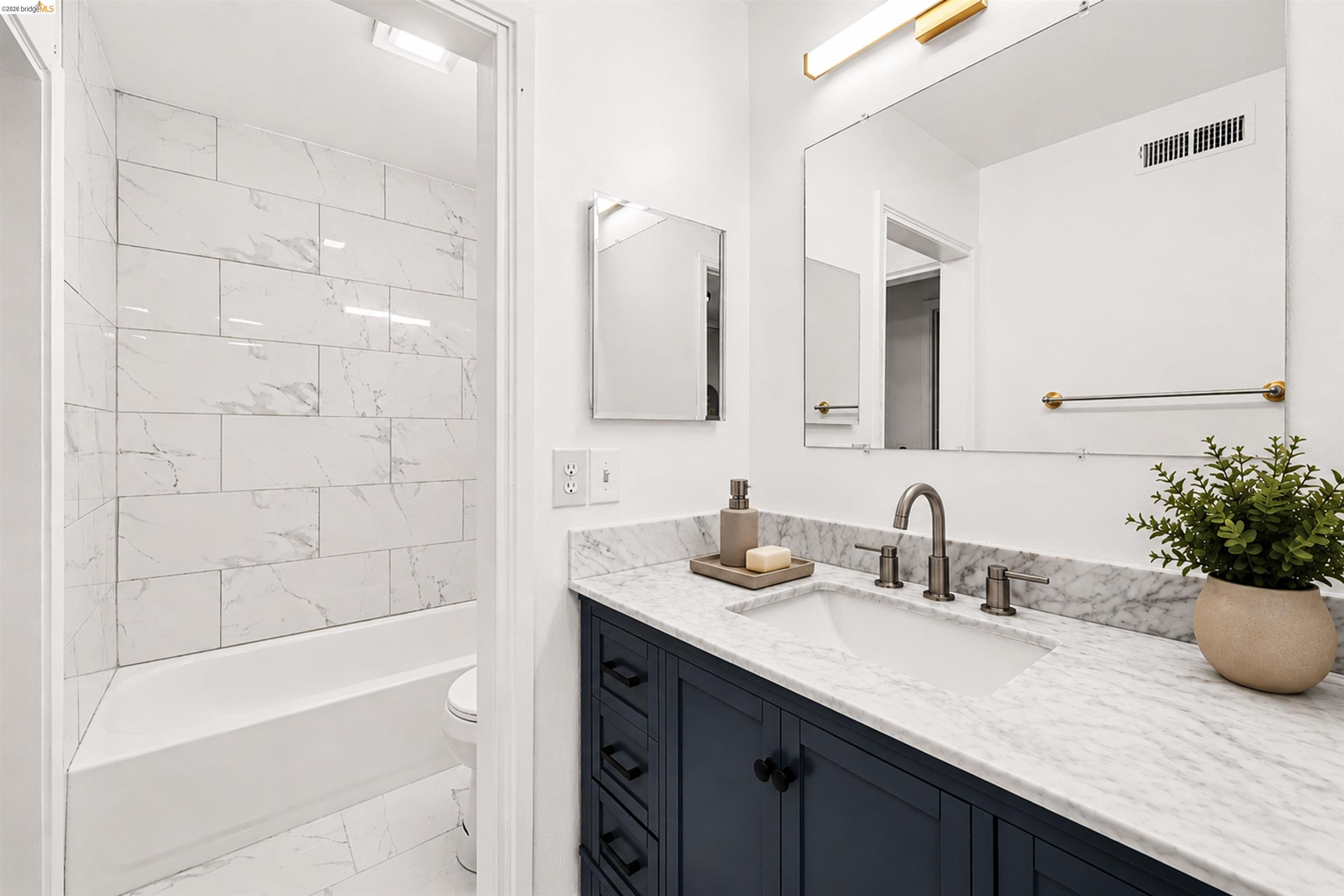 4186 San Pablo Dam Rd # A, El Sobrante CA 94803 — photo 16
