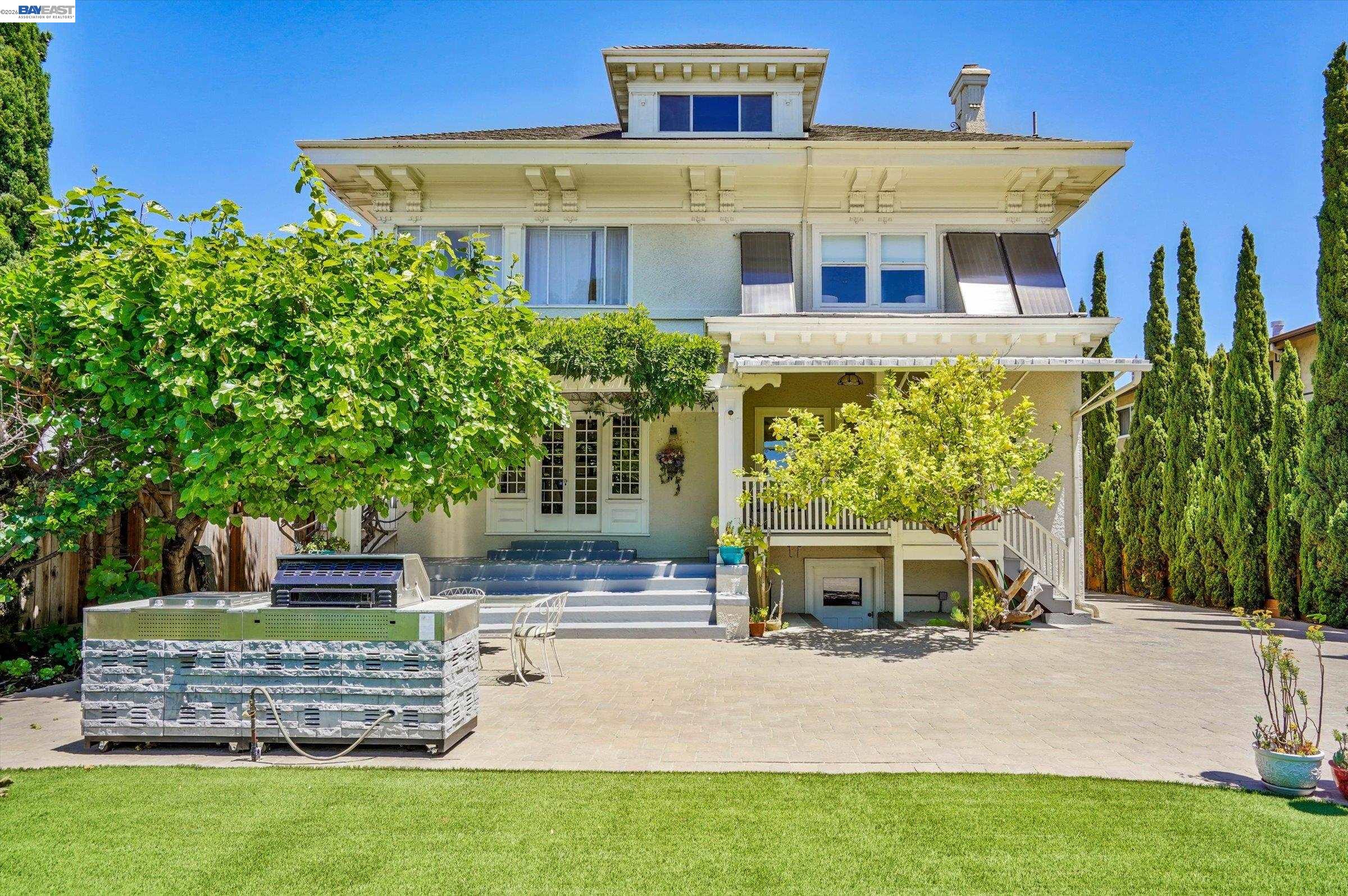 2056 Santa Clara Ave, Alameda CA 94501 — photo 23