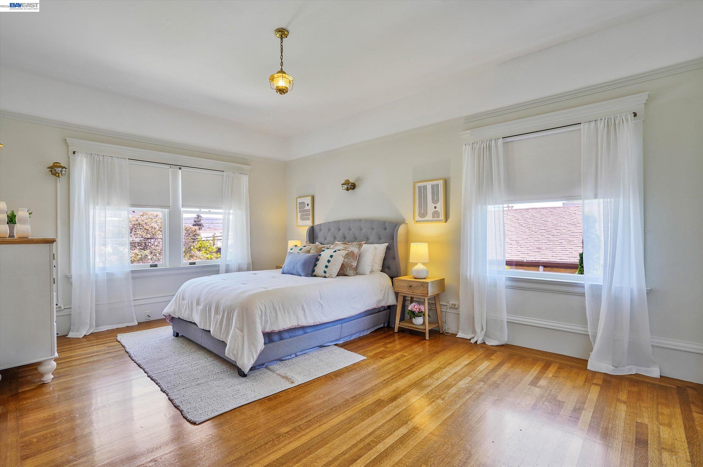 2056 Santa Clara Ave, Alameda CA 94501 — photo 50
