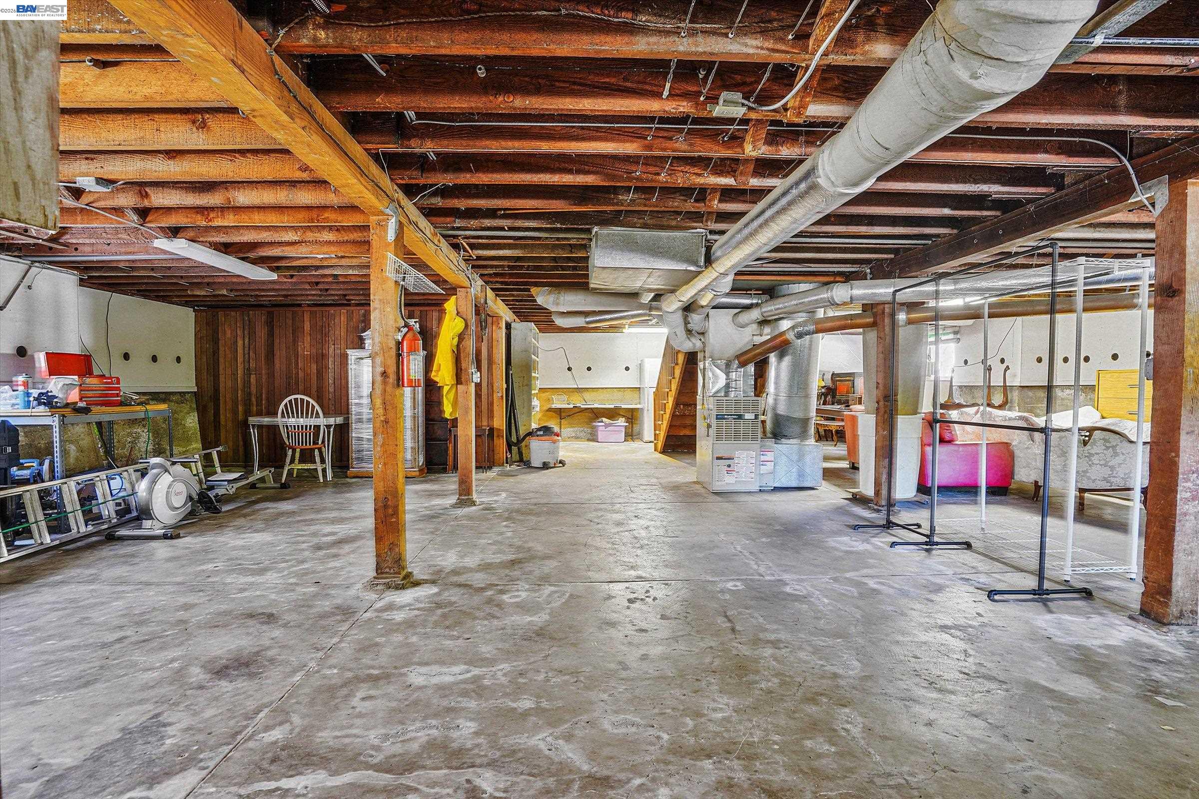 2056 Santa Clara Ave, Alameda CA 94501 — photo 58