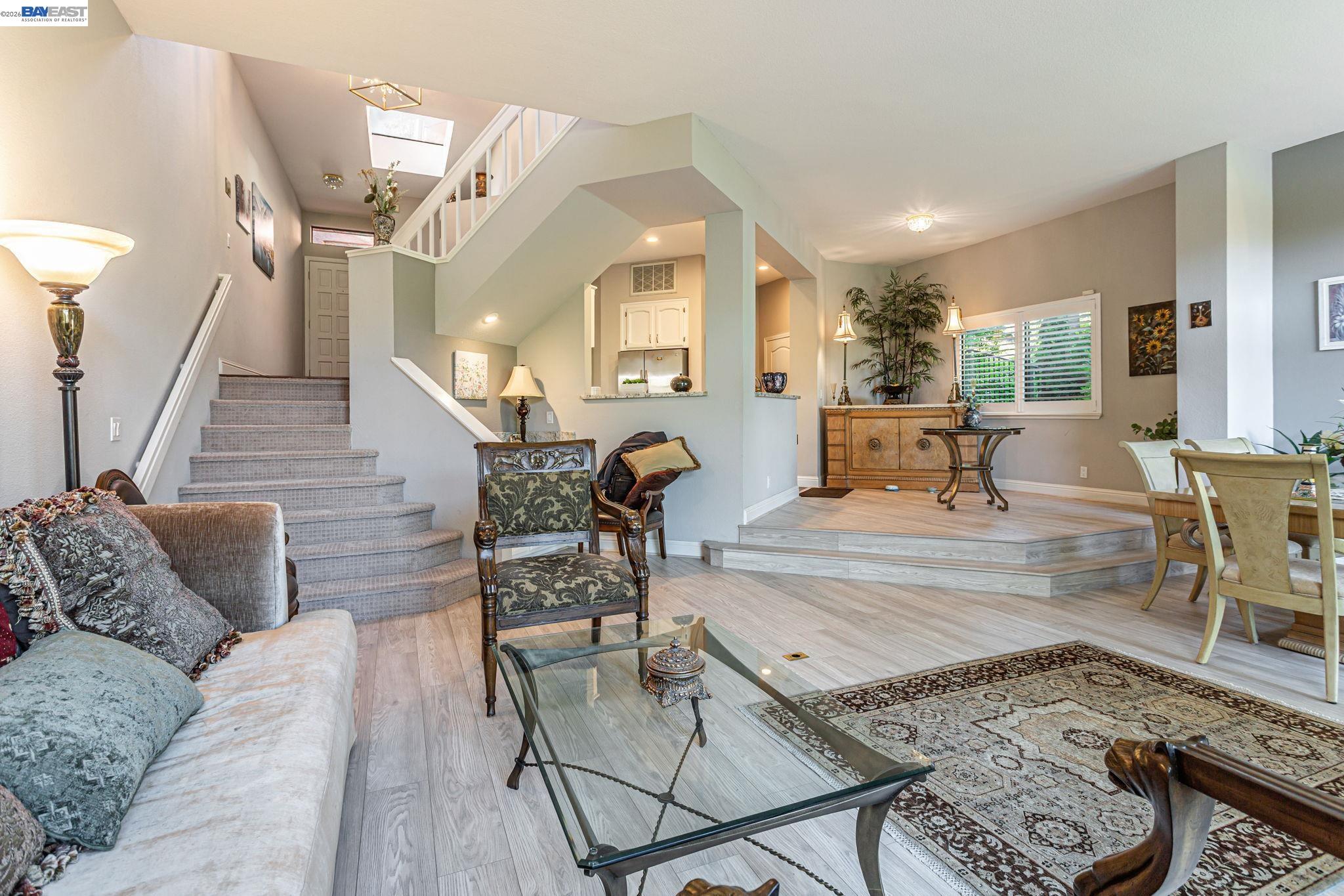Photo #6: 41138405 Listing: Photo #6