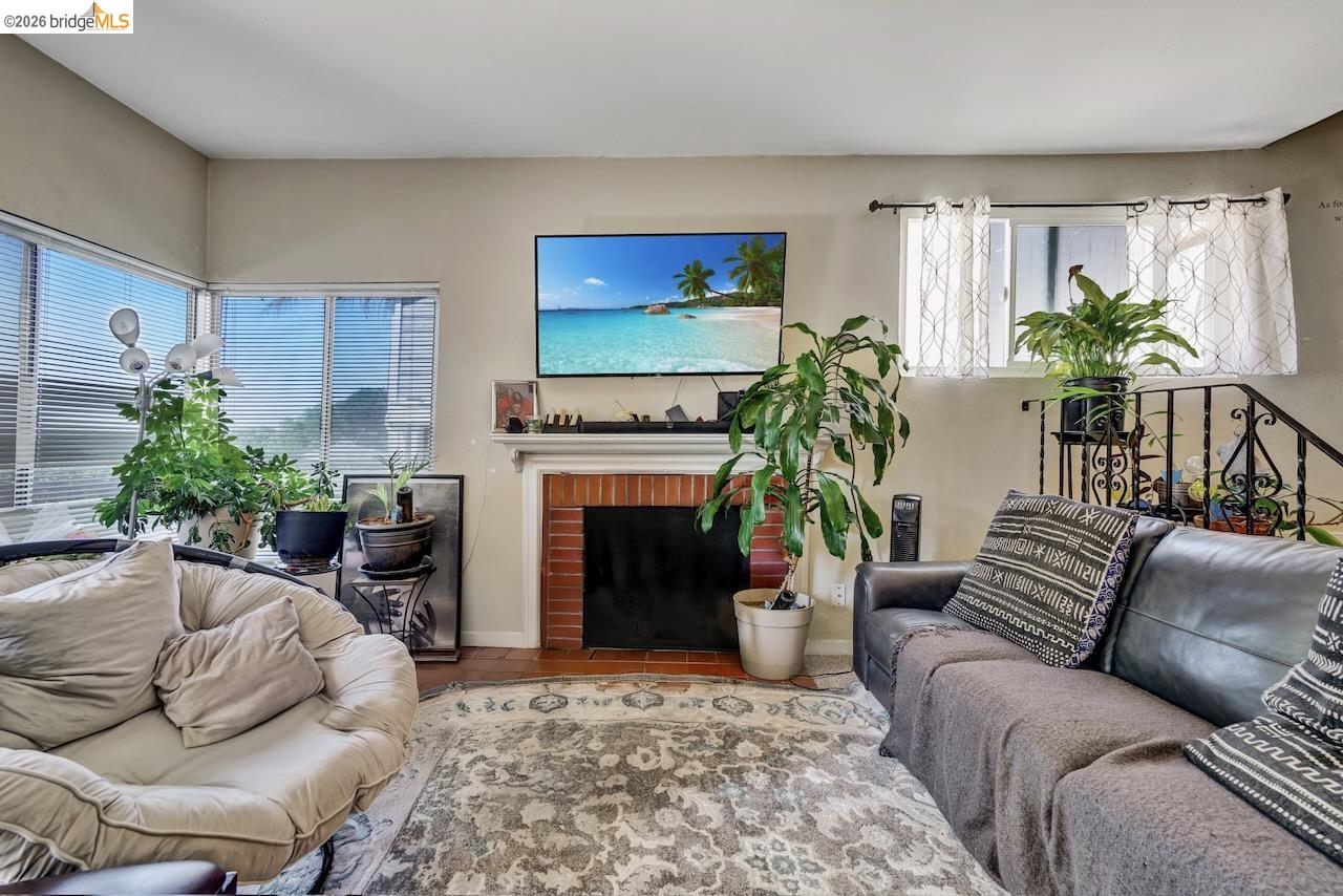 1390 Highland Blvd, Hayward CA 94542 — photo 27