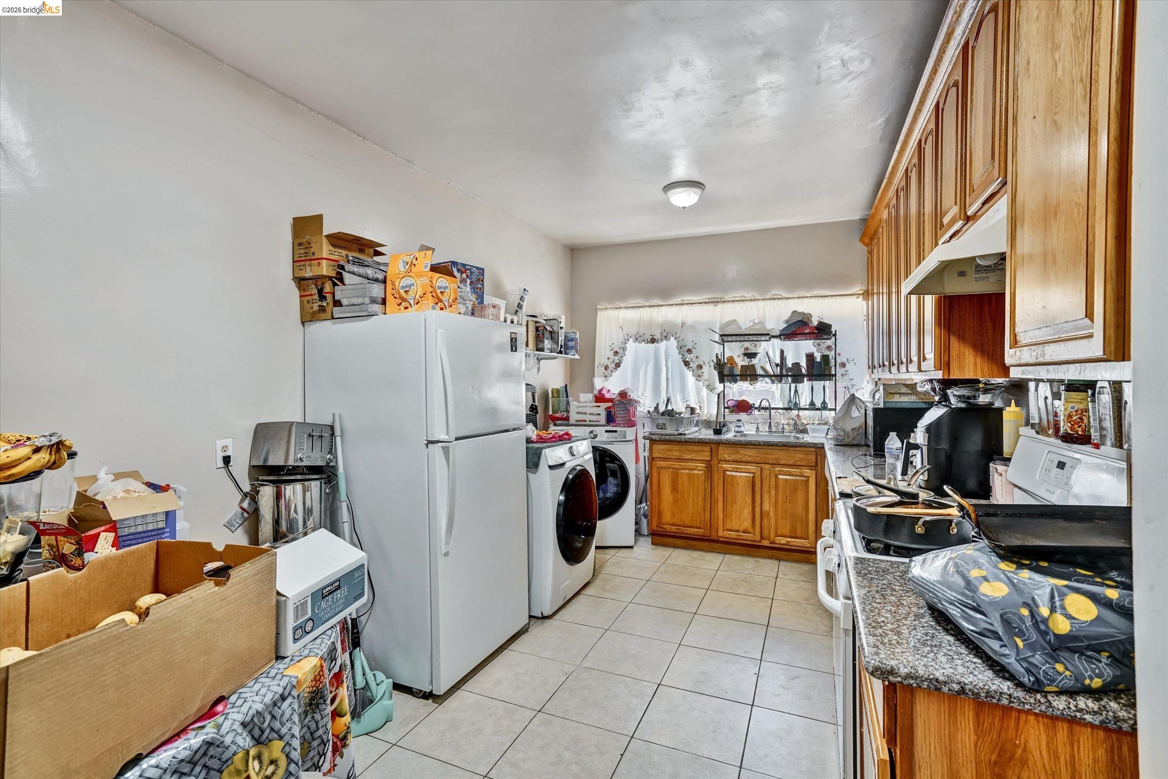 1390 Highland Blvd, Hayward CA 94542 — photo 4