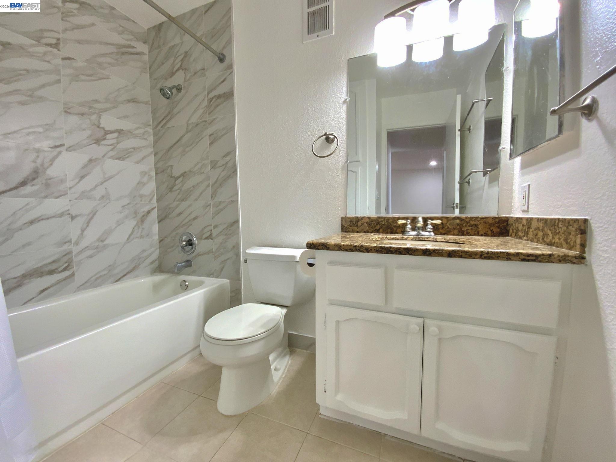 Photo #12: 41138445 Listing: Photo #12