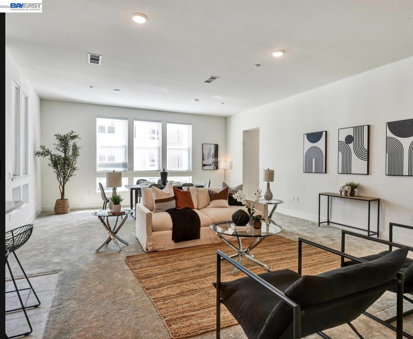 Photo #3: 41138446 Listing: Photo #3