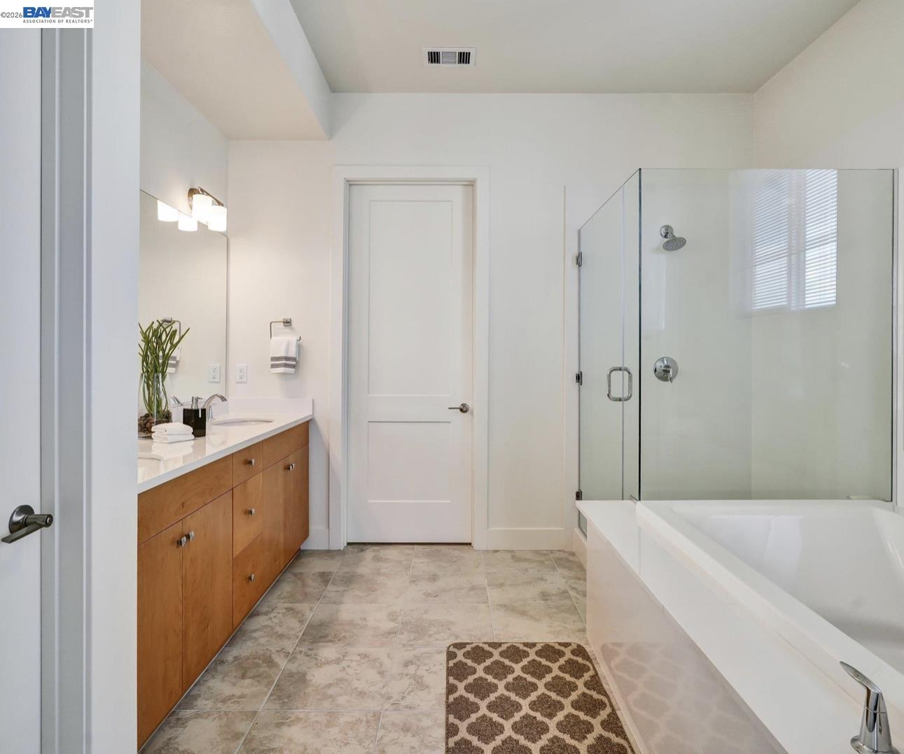 Photo #9: 41138446 Listing: Photo #9