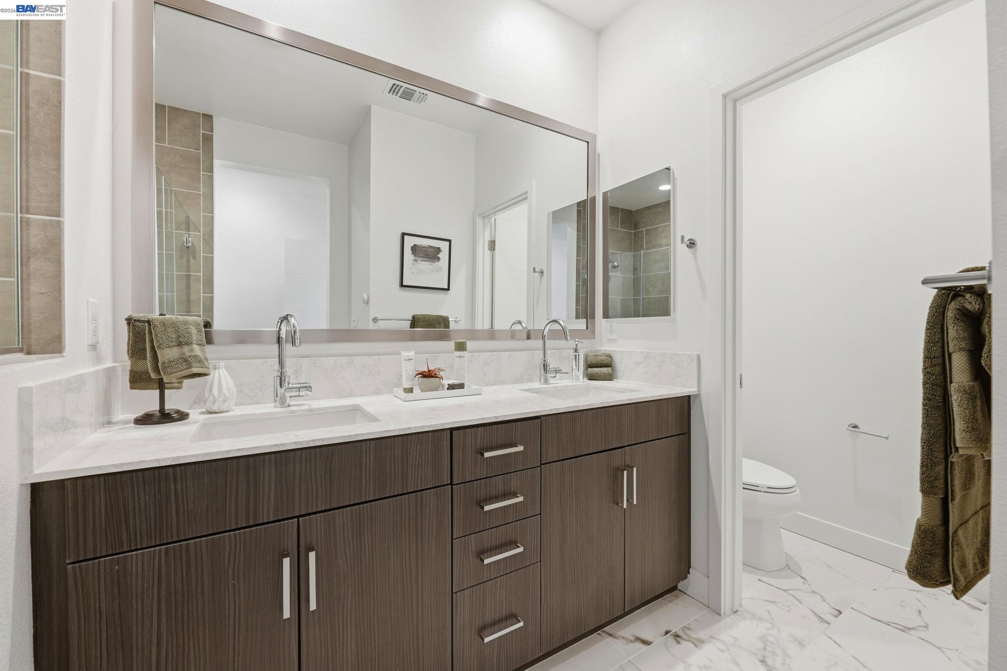 931 Edy Ln, Oakland CA 94607 — photo 32