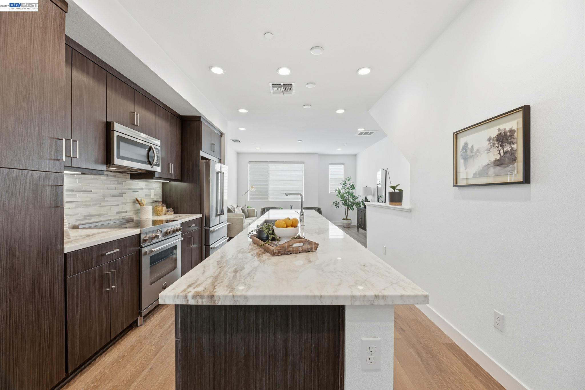 931 Edy Ln, Oakland CA 94607 — photo 5
