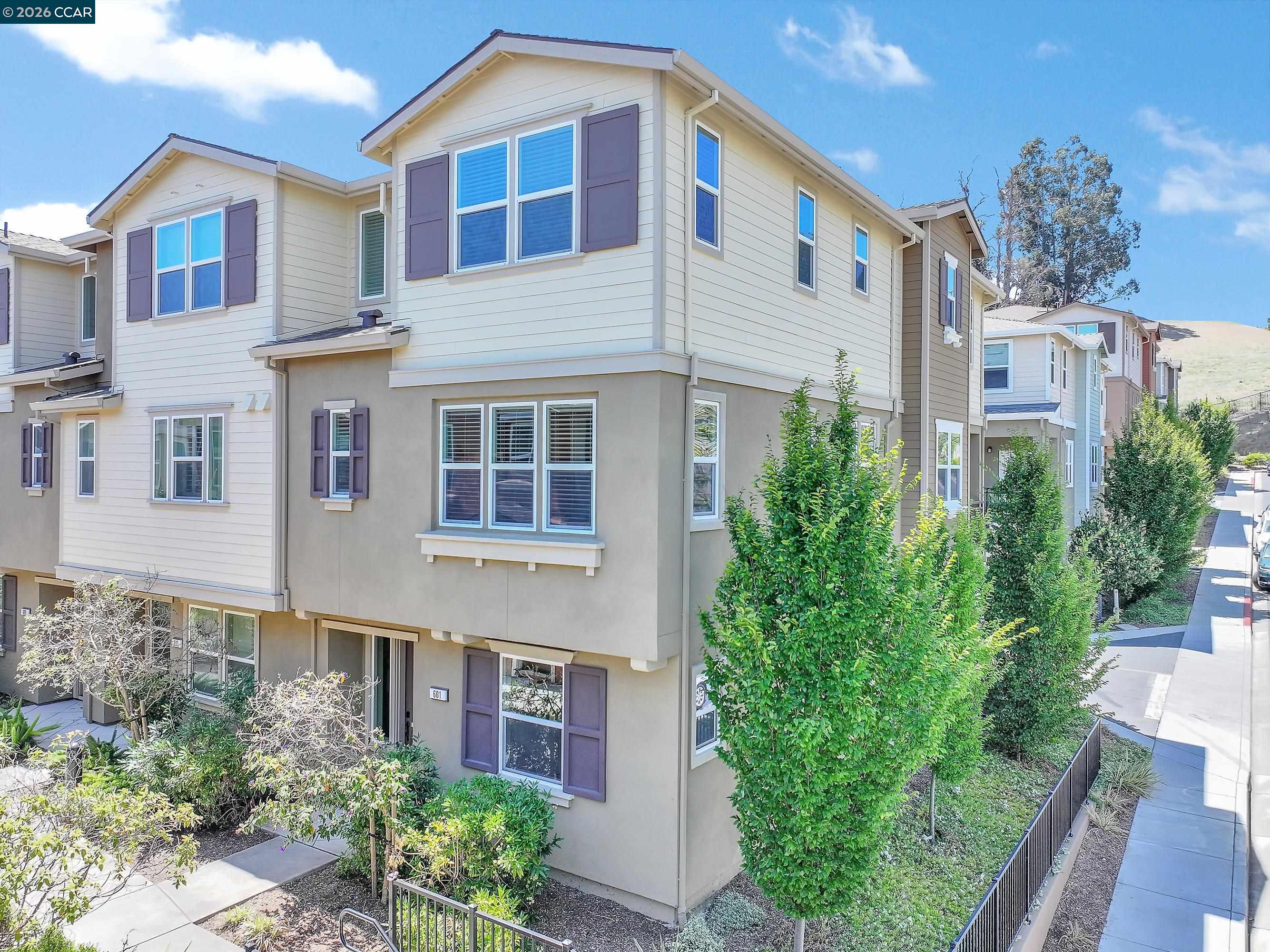 Photo #1: 41138482 Listing: Photo #1
