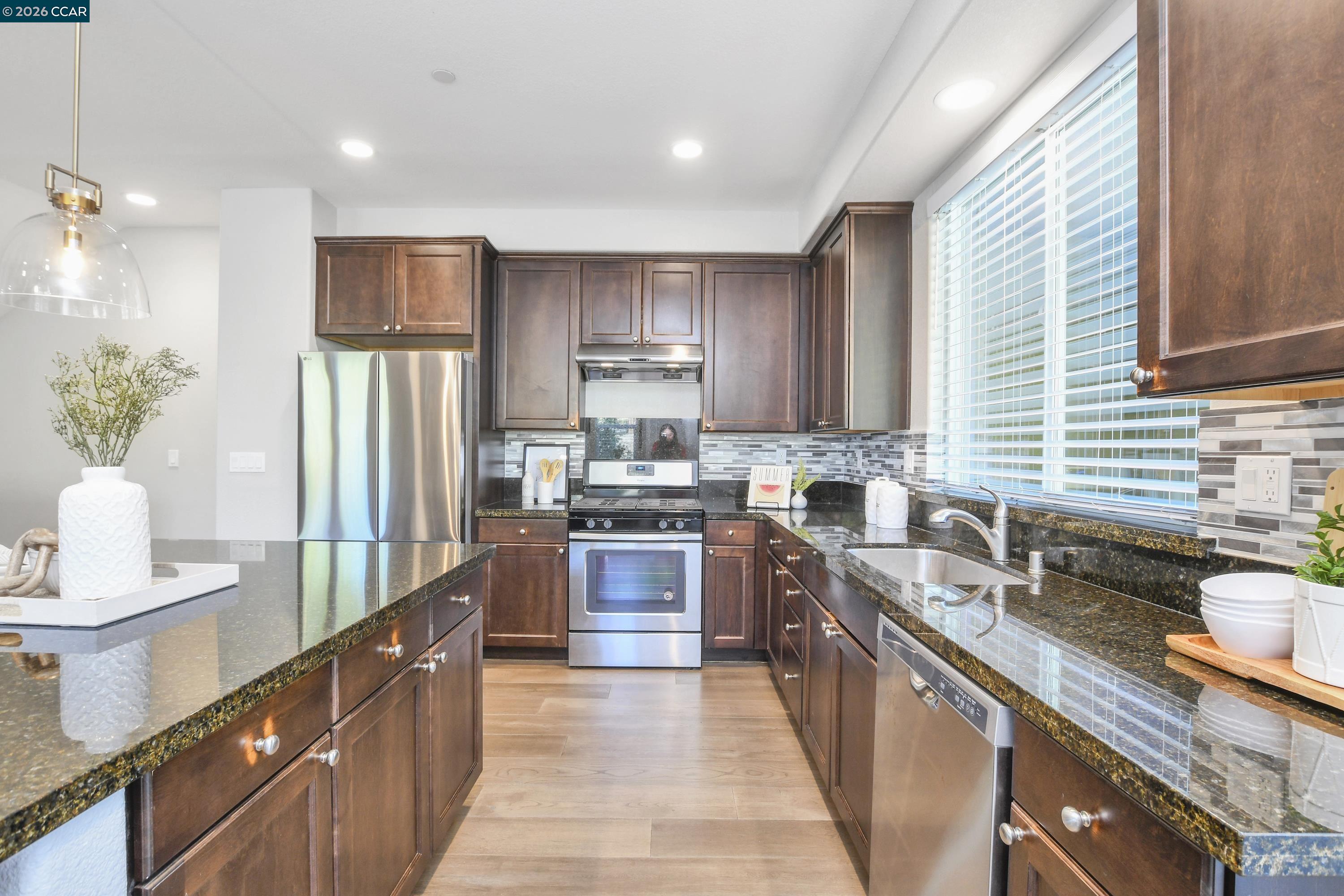 Photo #13: 41138482 Listing: Photo #13