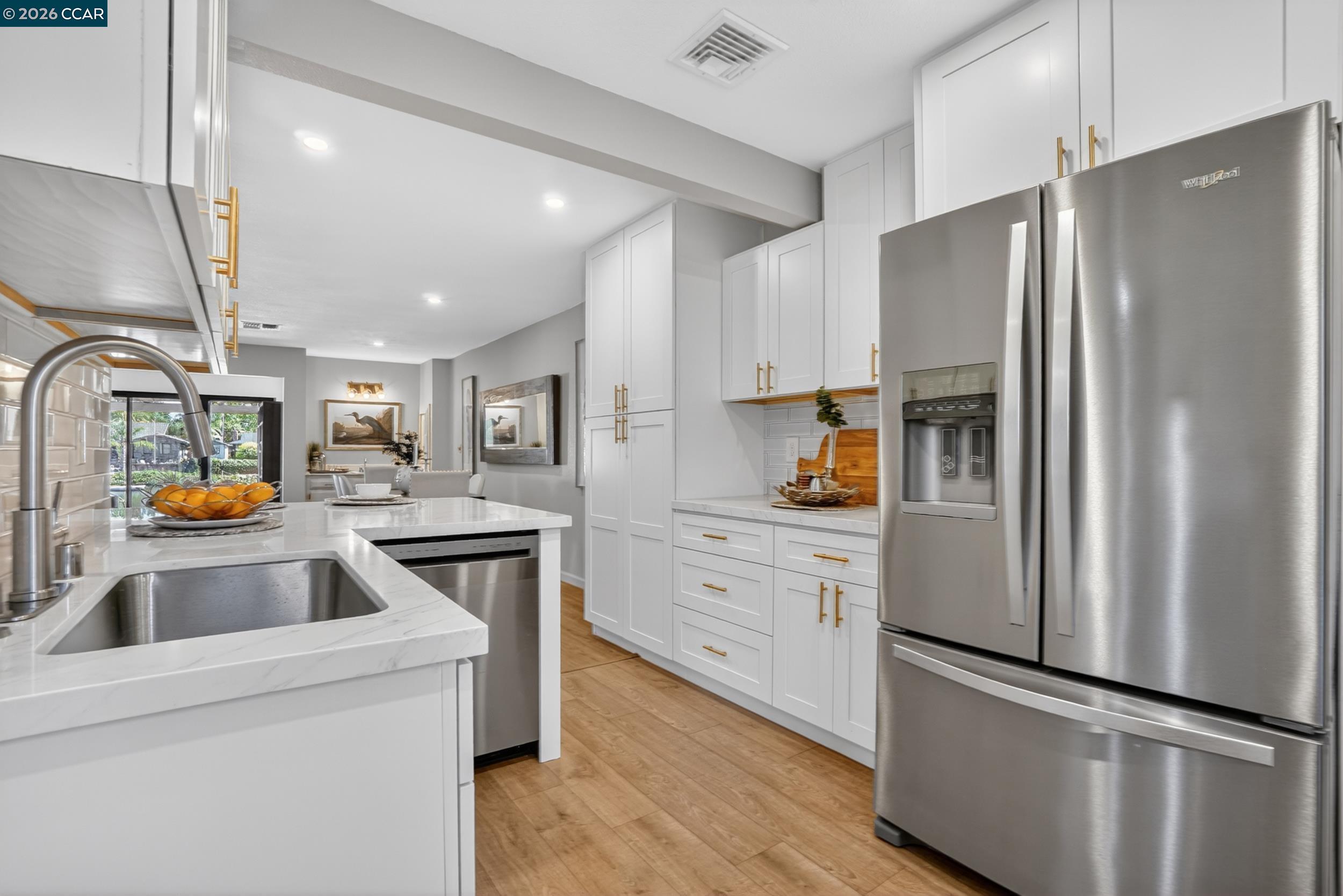 897 Marina Dr, Napa CA 94559 — photo 4