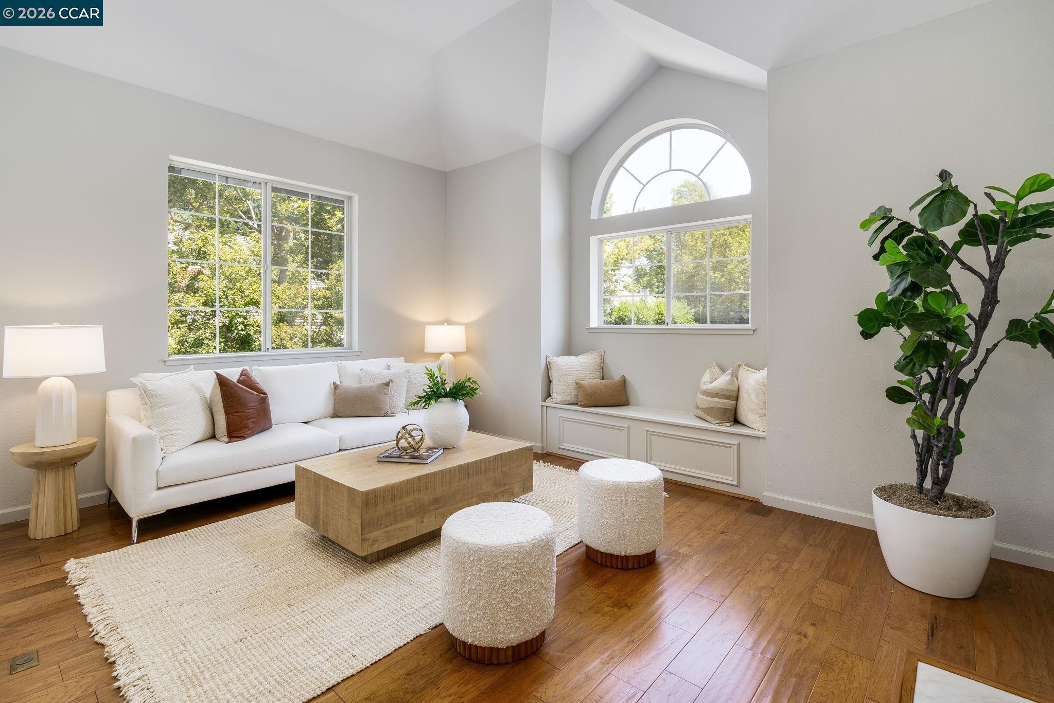 Photo #5: 41138495 Listing: Photo #5