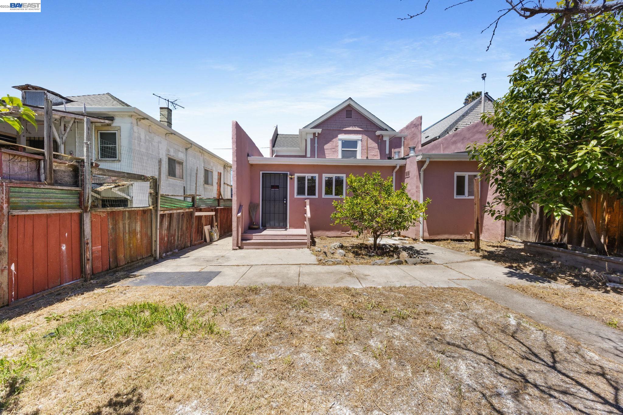 1828 Rosedale Ave, Oakland CA 94601 — photo 4