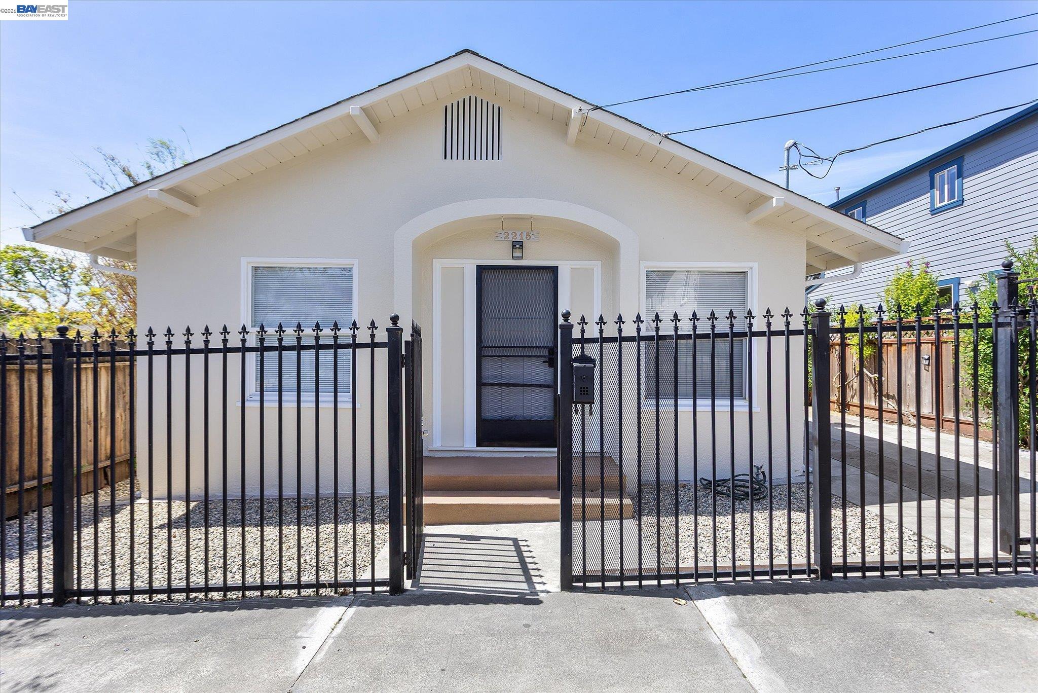 2215 E 29th Street, Oakland