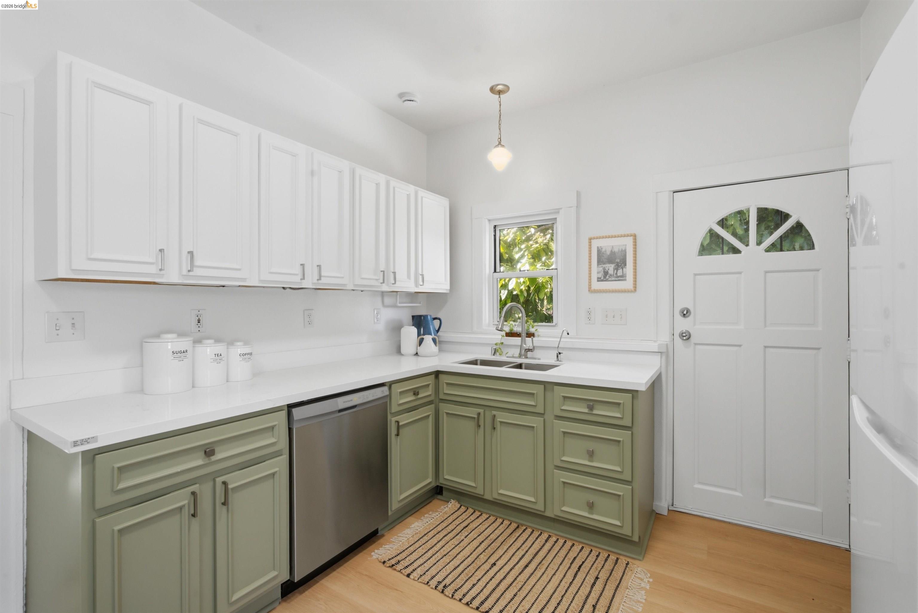 961-963 37th Street, Oakland CA 94608 — photo 13