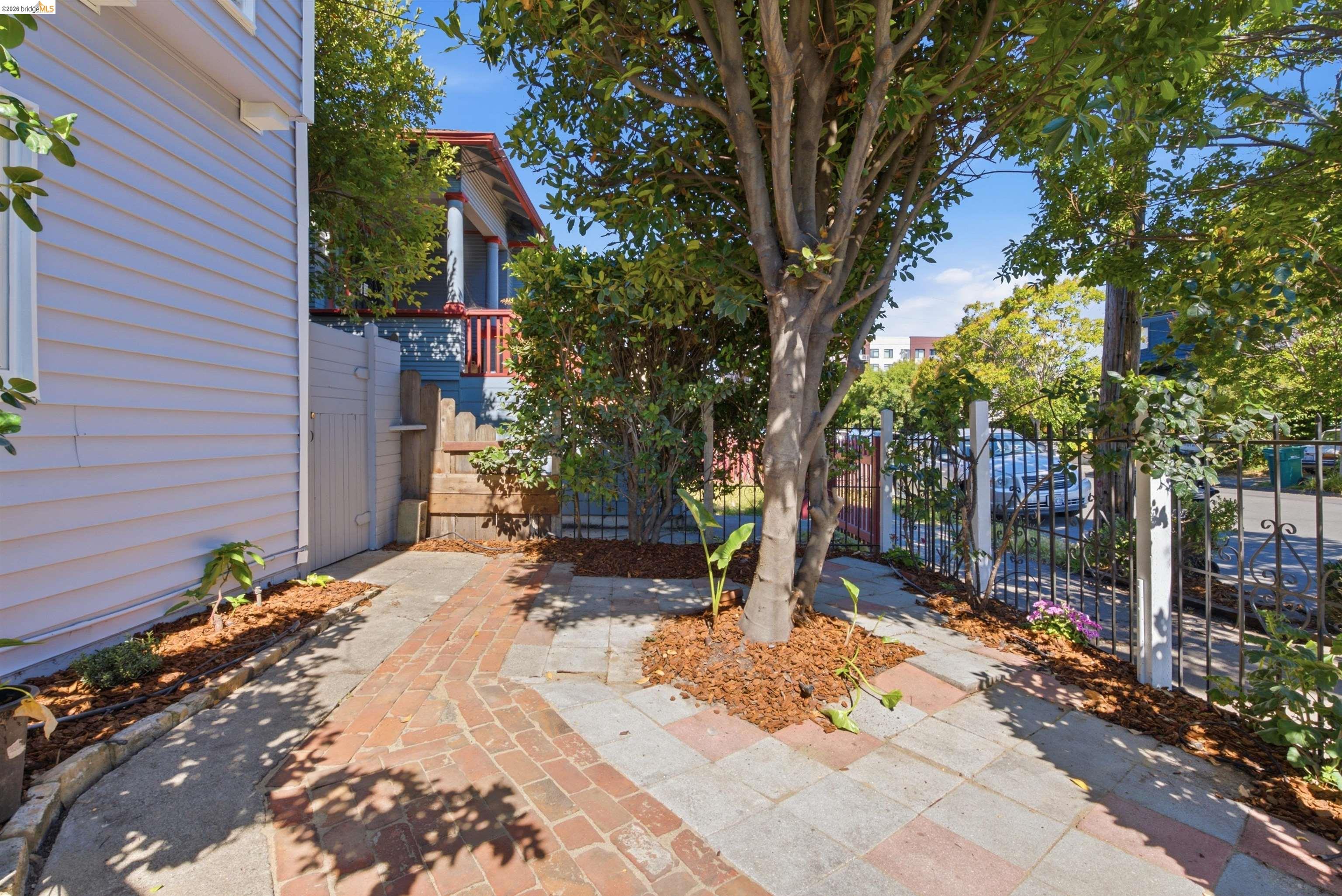 961-963 37th Street, Oakland CA 94608 — photo 54