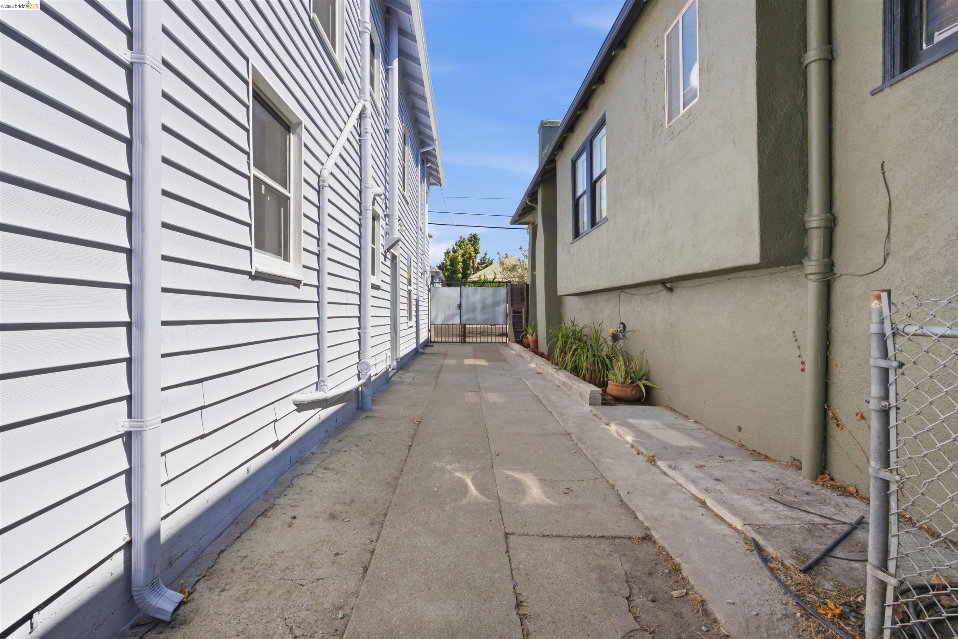 961-963 37th Street, Oakland CA 94608 — photo 58