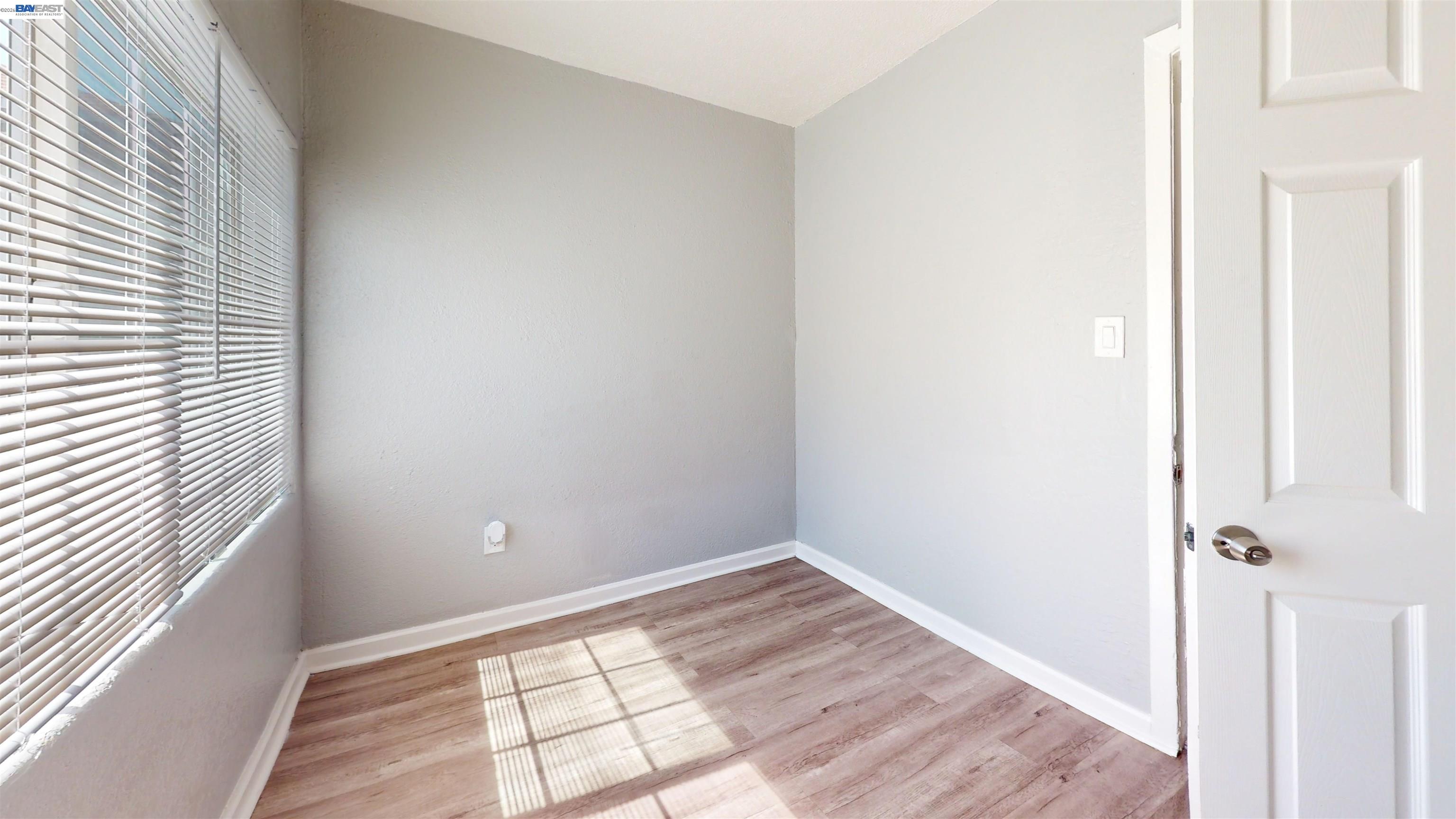 6625 Bancroft Ave, Oakland CA 94605 — photo 11