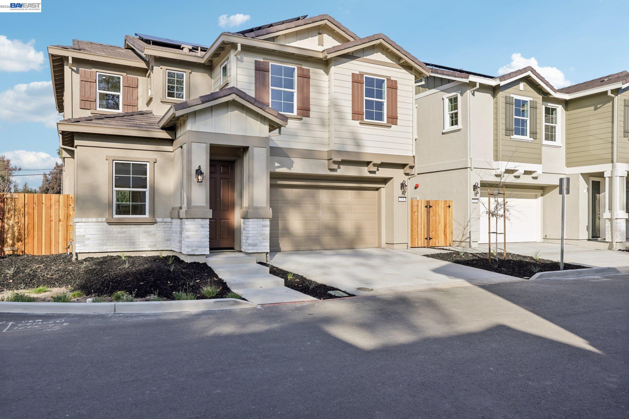 117 Creek View Cir, Fairfield CA 94533
