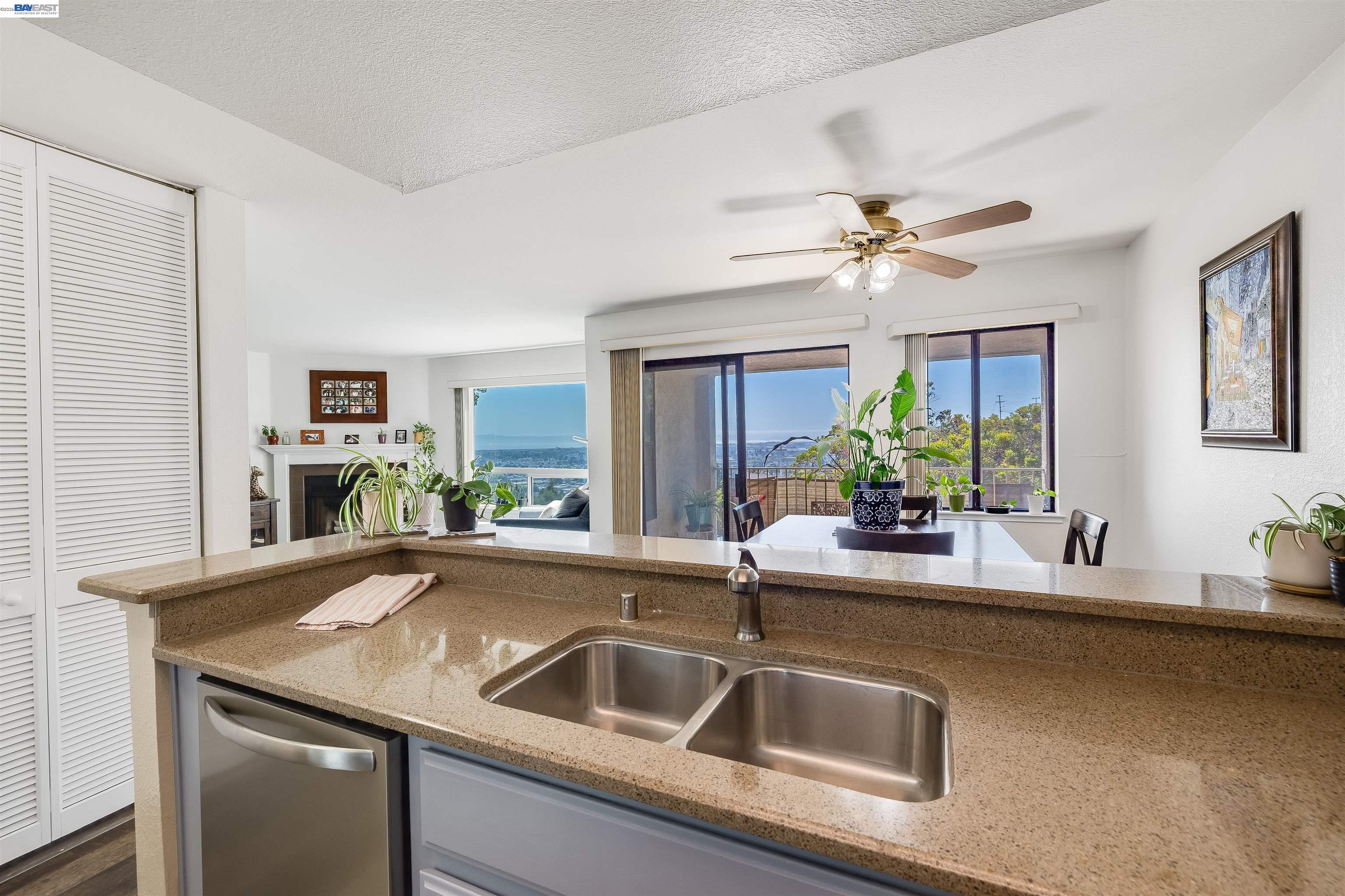 Photo #3: 41138557 Listing: Photo #3