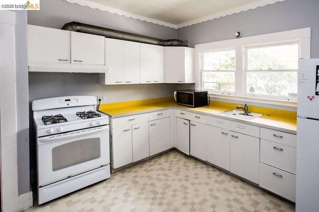 1643 Oxford ST, Berkeley CA 94709 — photo 11