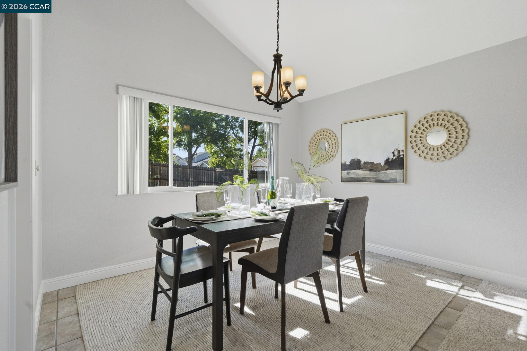 572 Shannon Dr, Vacaville CA 95688 — photo 15
